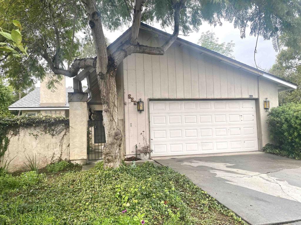 688 Coronado Cir