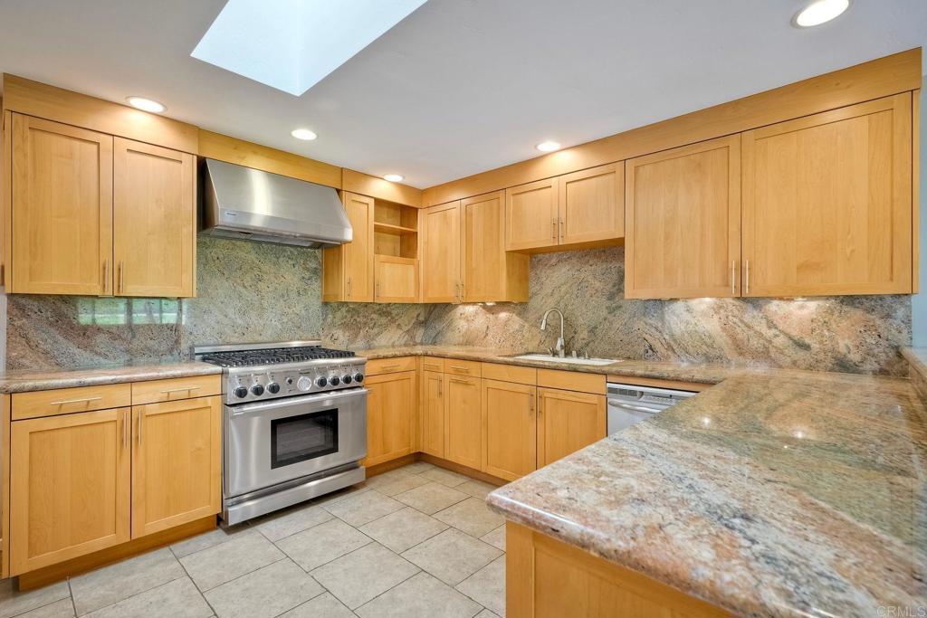 730 W Solana Cir