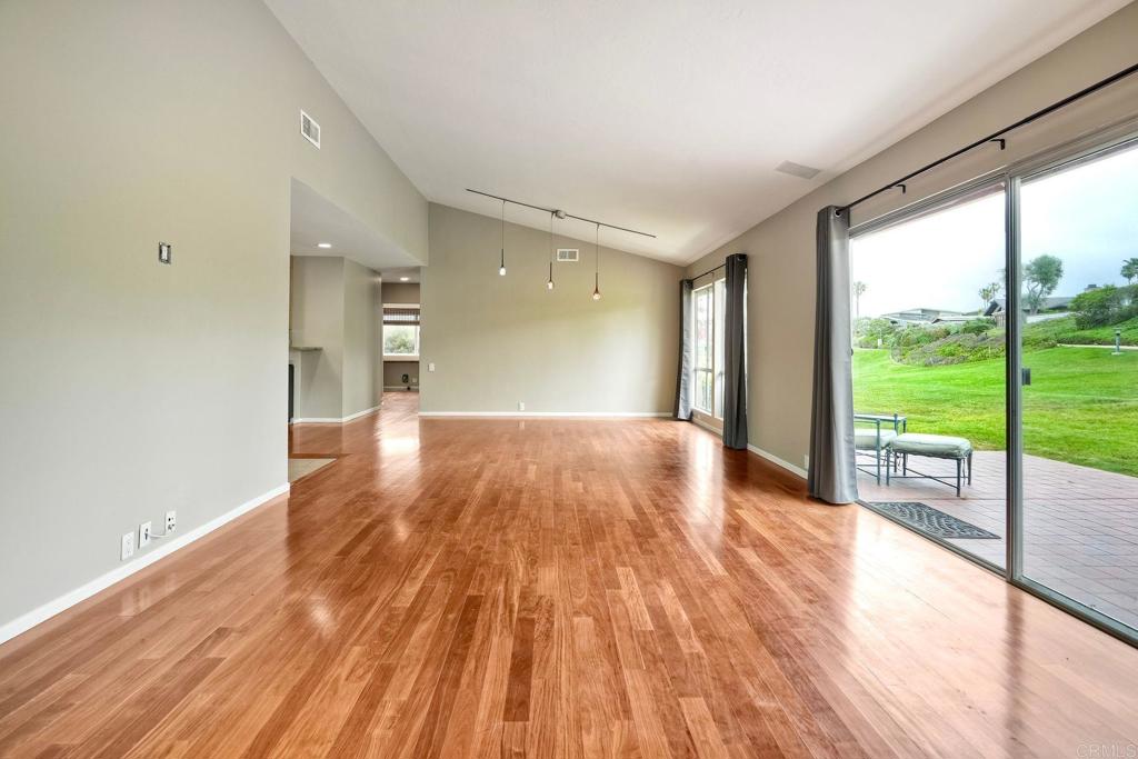 730 W Solana Cir