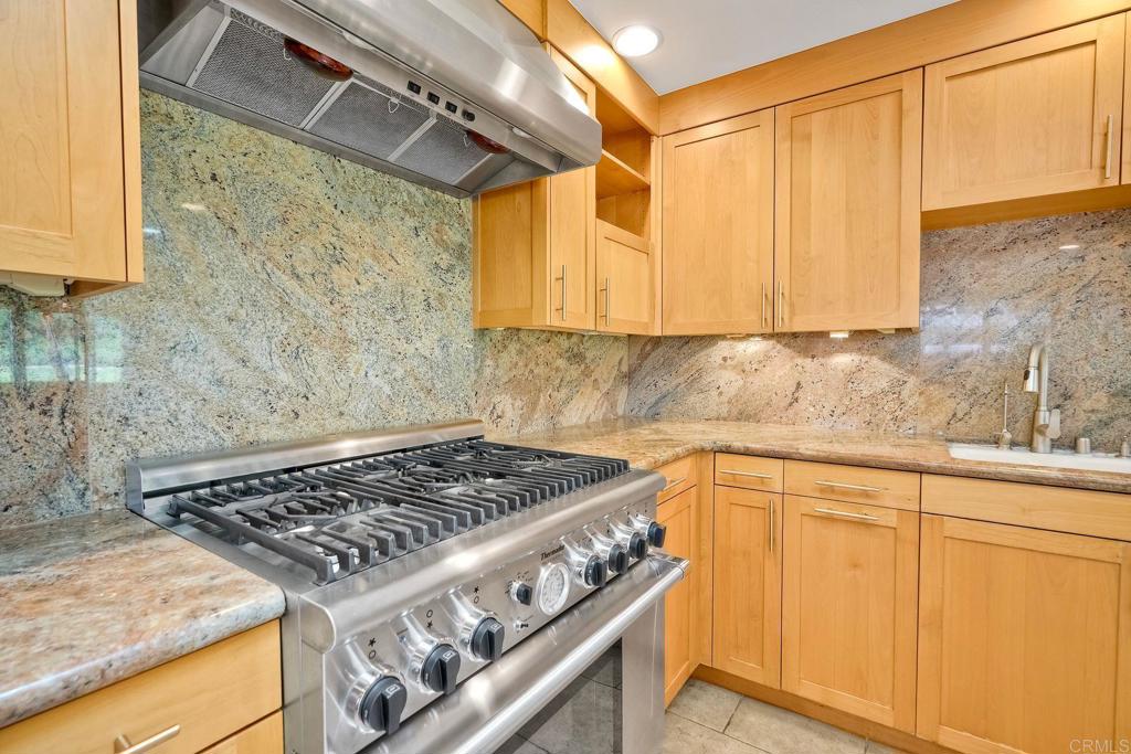 730 W Solana Cir