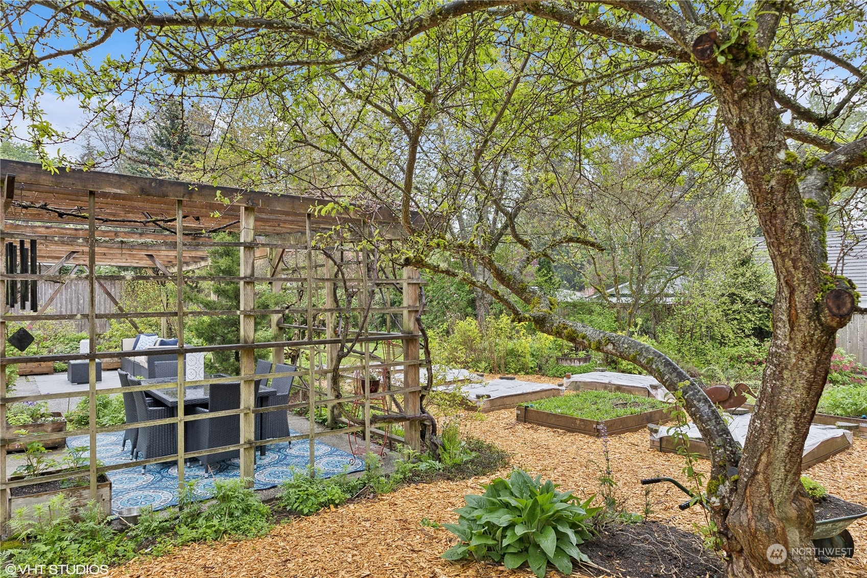 7703 NE 142nd Court