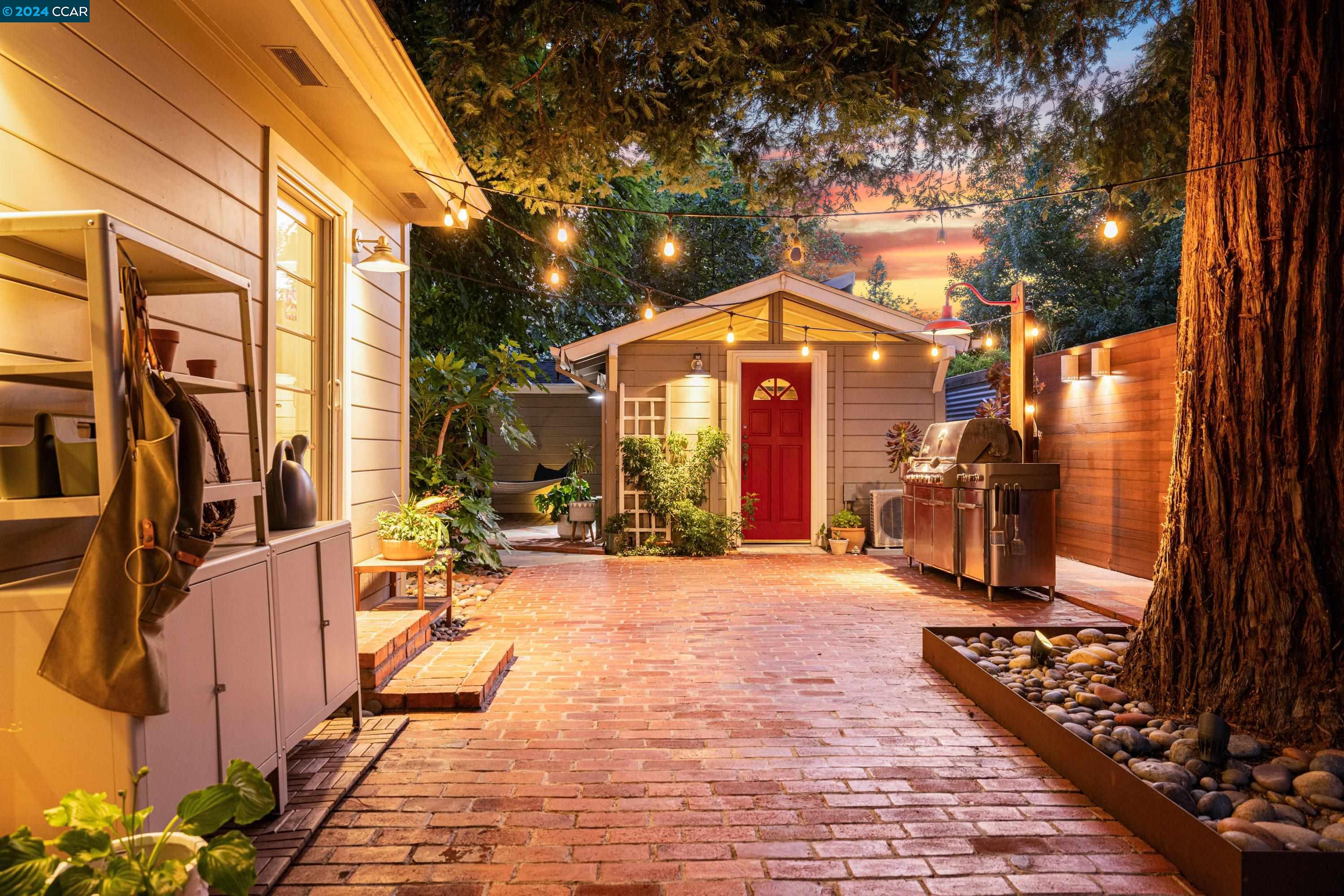 2601 Cherry Lane