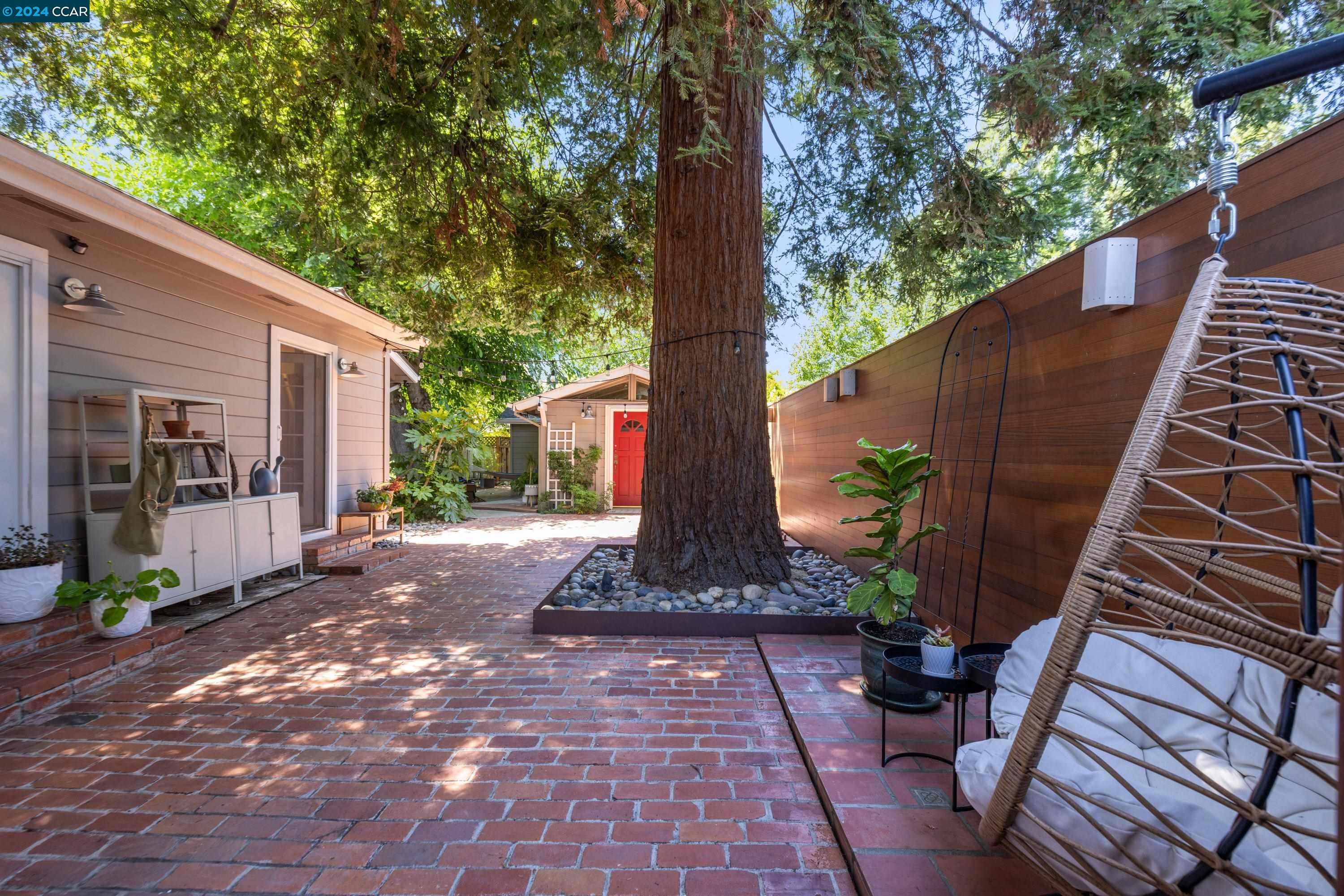 2601 Cherry Lane