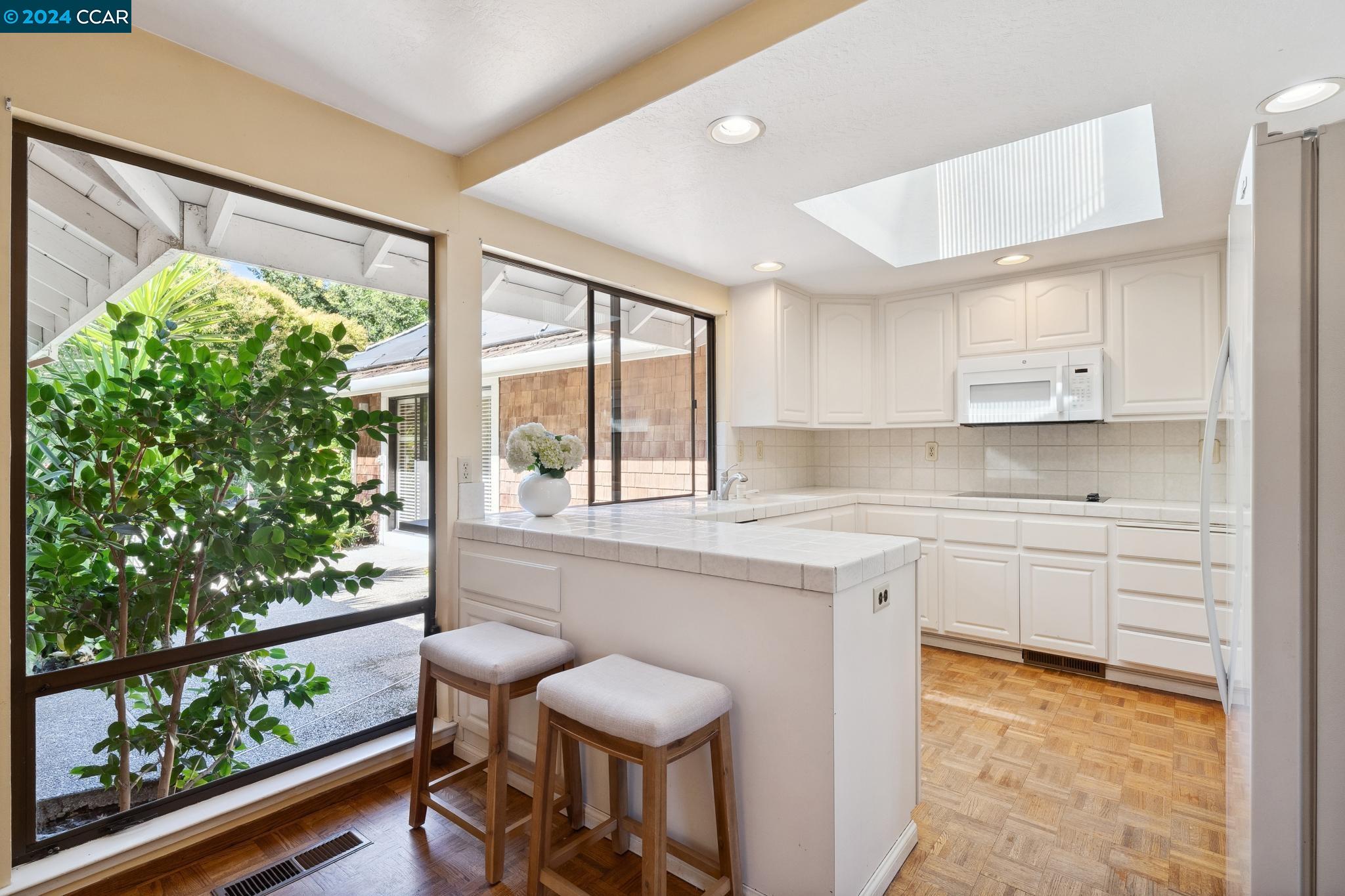 1409 Emmons Canyon Dr