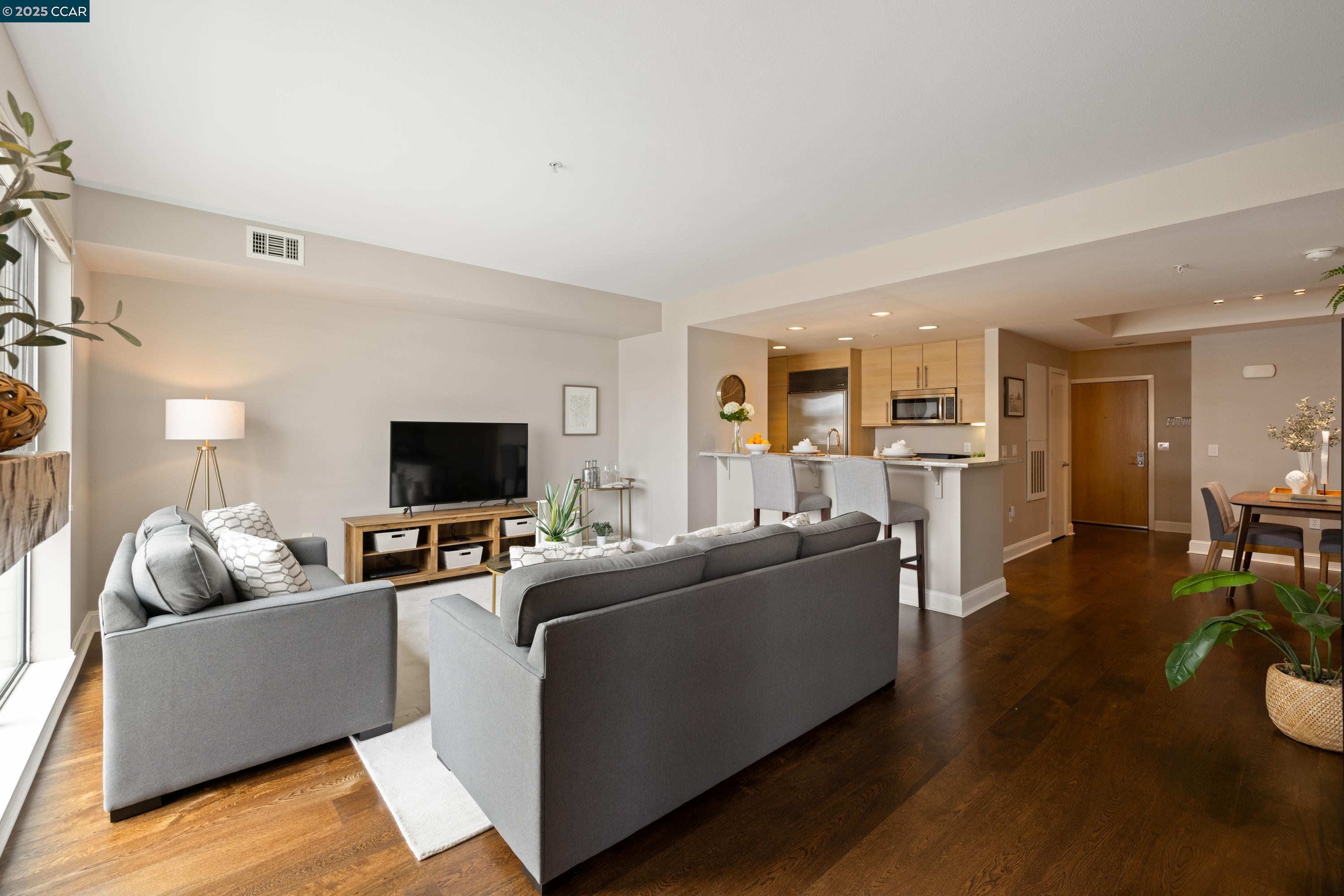 1655 N California Blvd. # 203