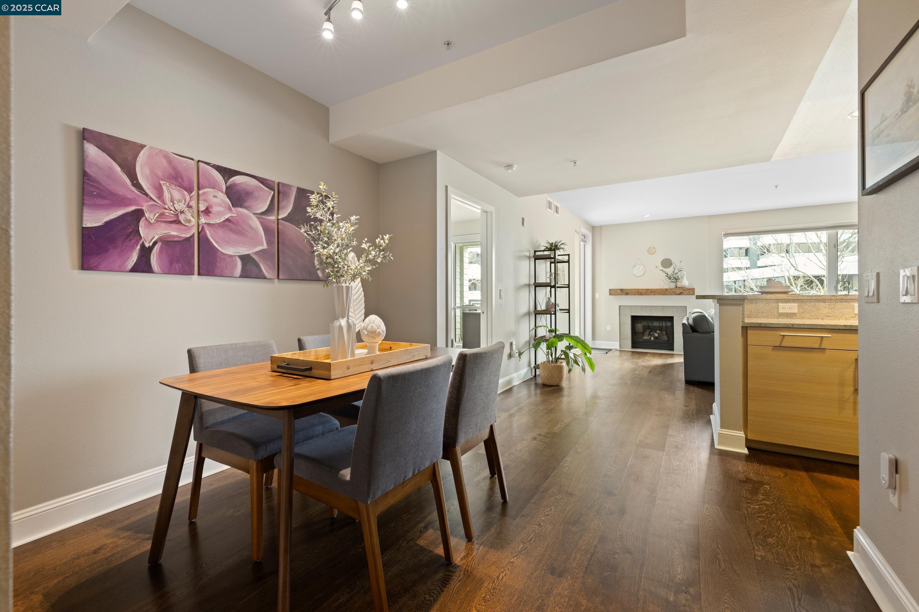 1655 N California Blvd. # 203