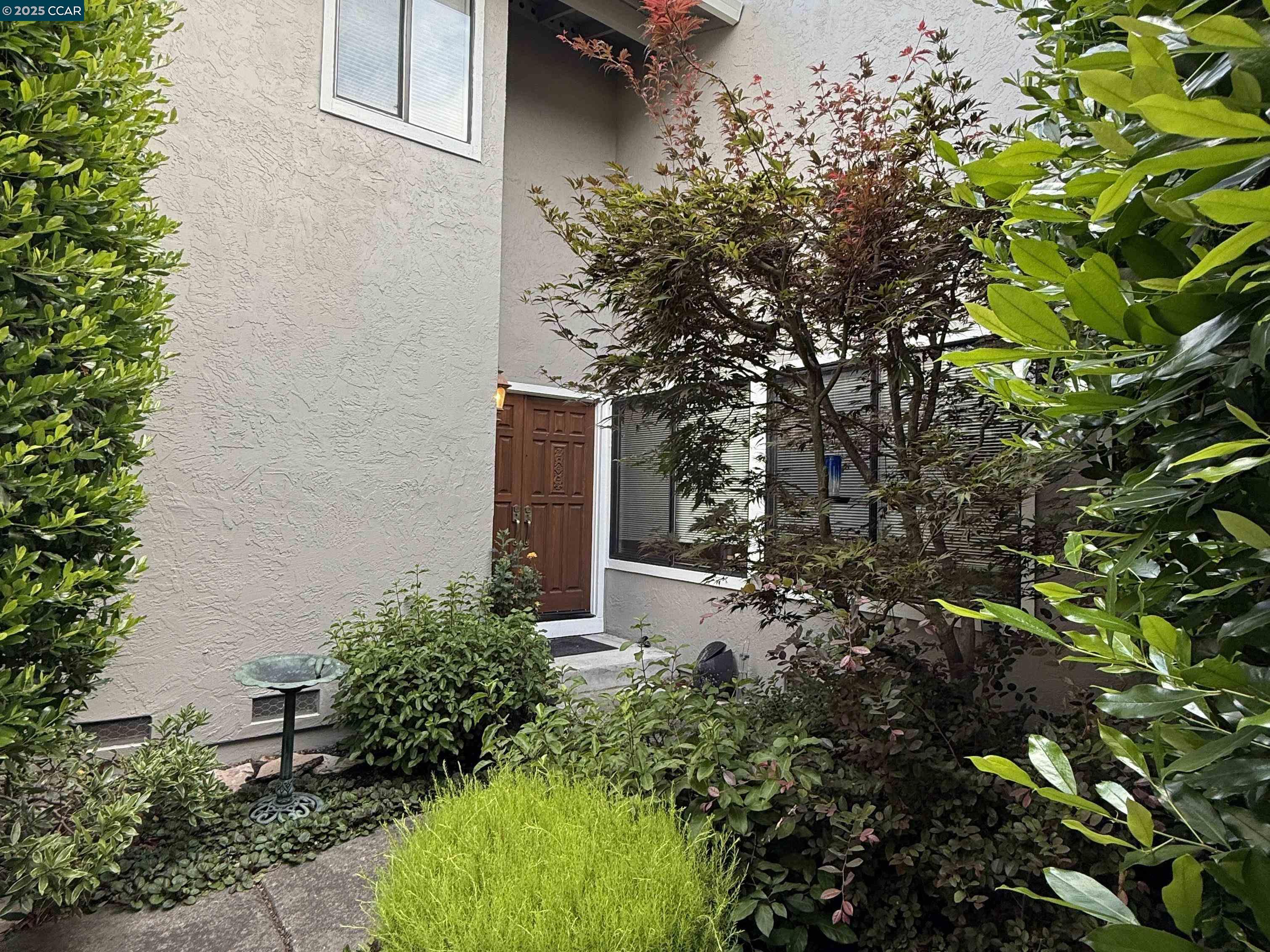 2120 Oneida Circle