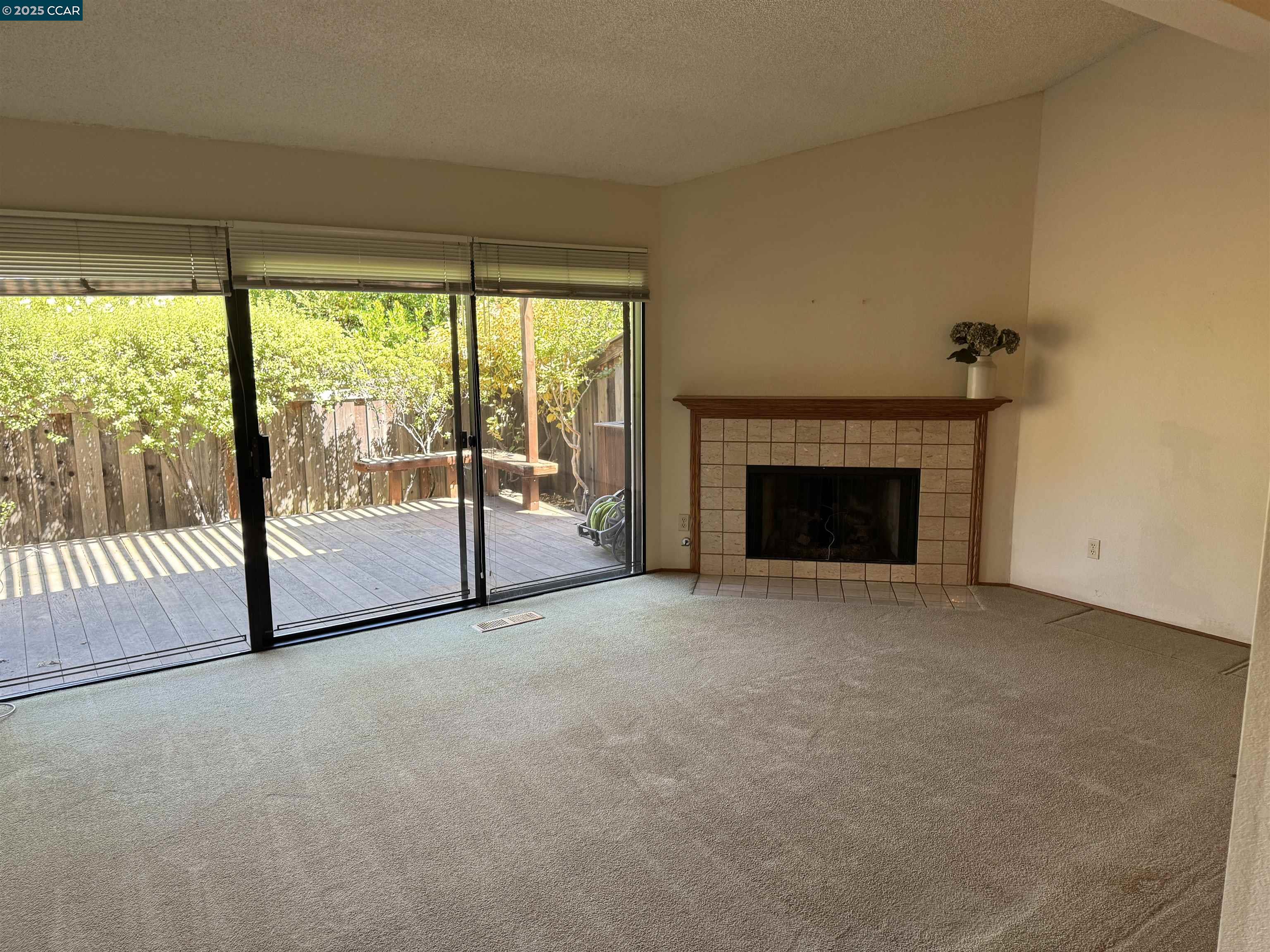 2120 Oneida Circle