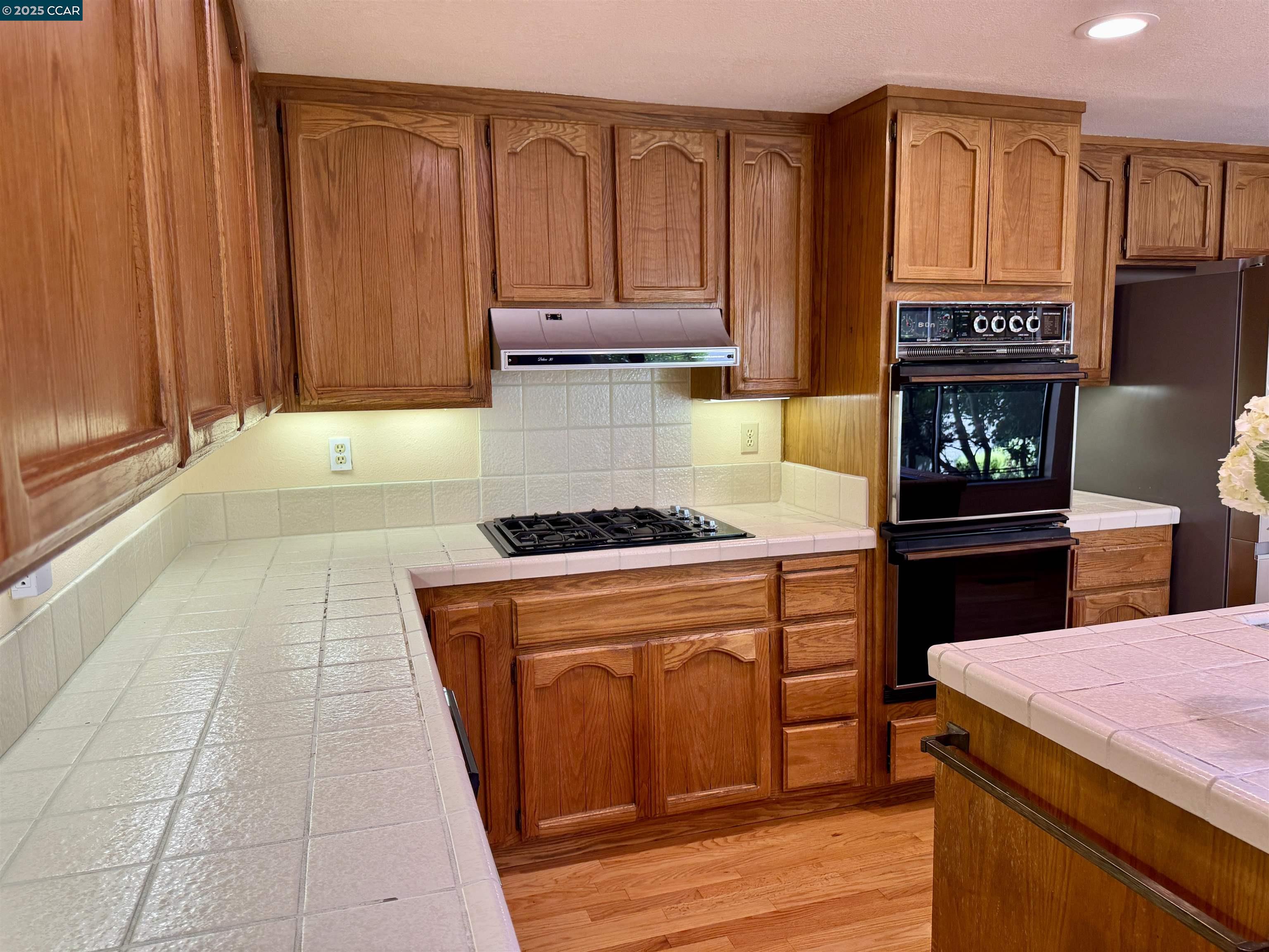 2120 Oneida Circle