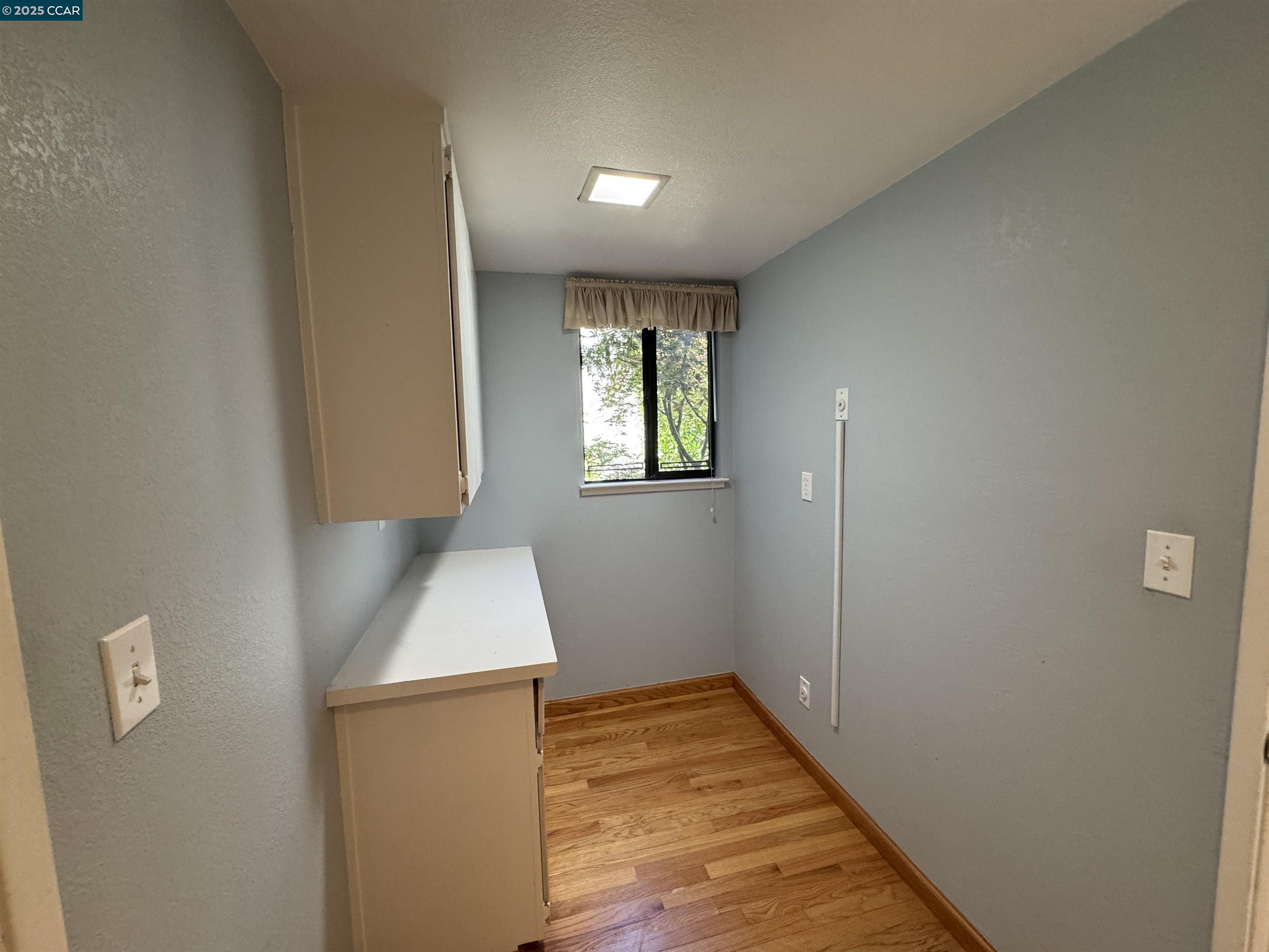 2120 Oneida Circle