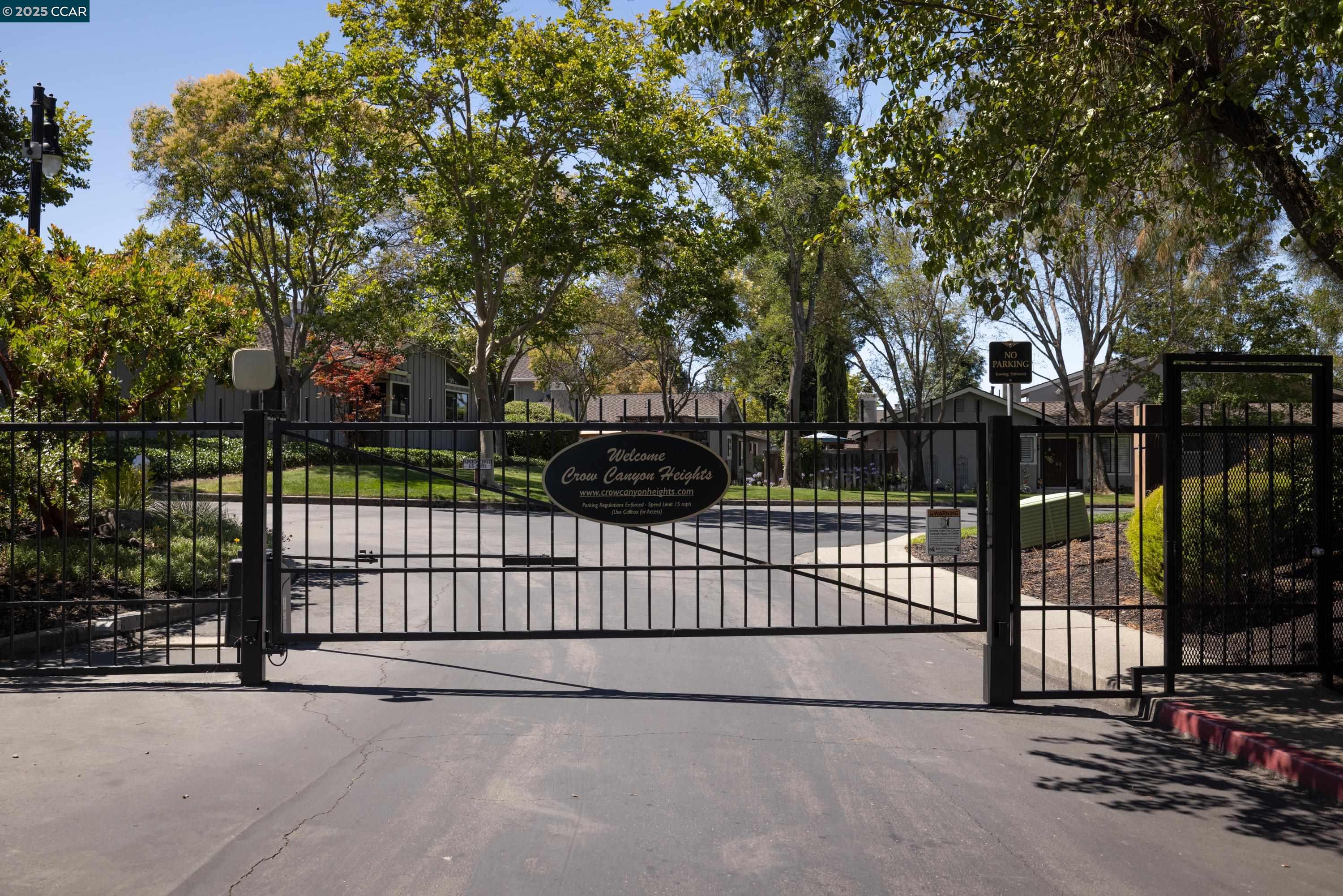 2120 Oneida Circle