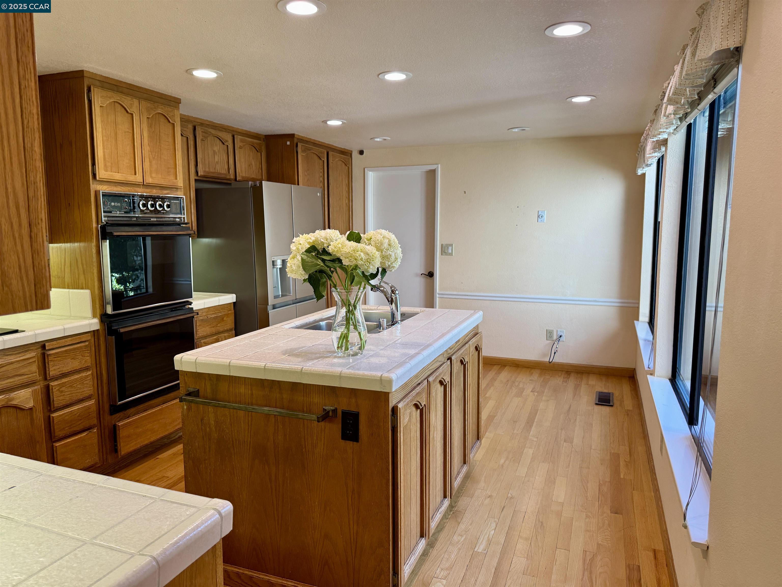 2120 Oneida Circle