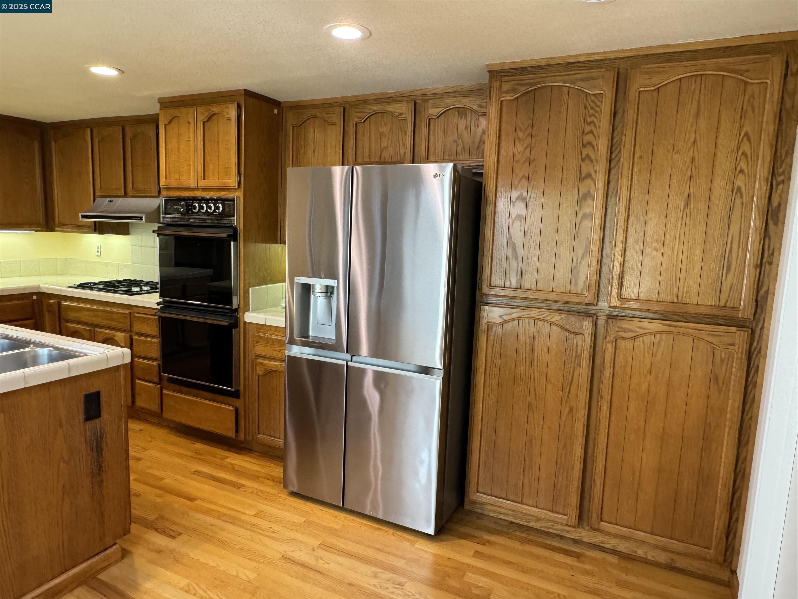 2120 Oneida Circle