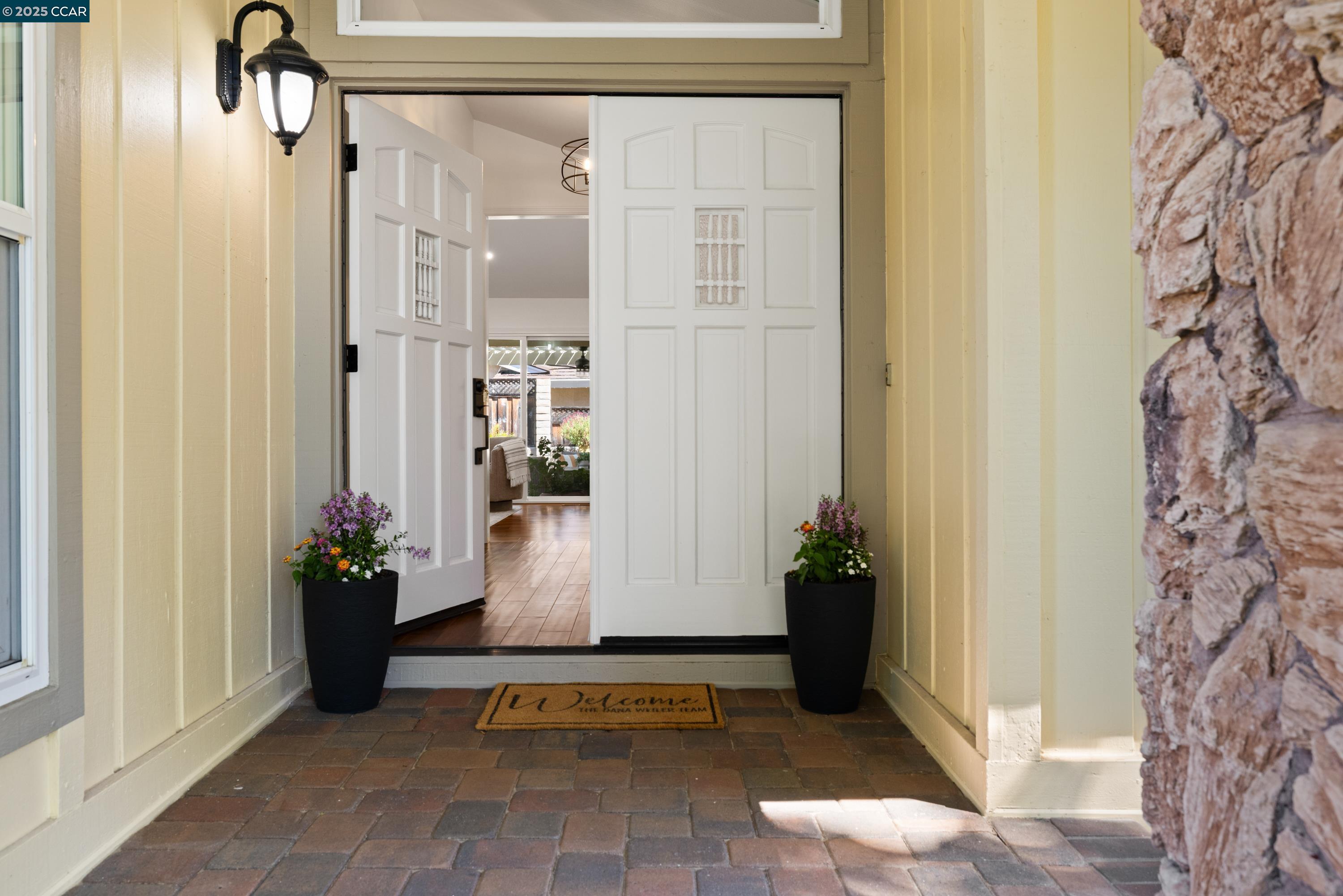 558 Freitas Road