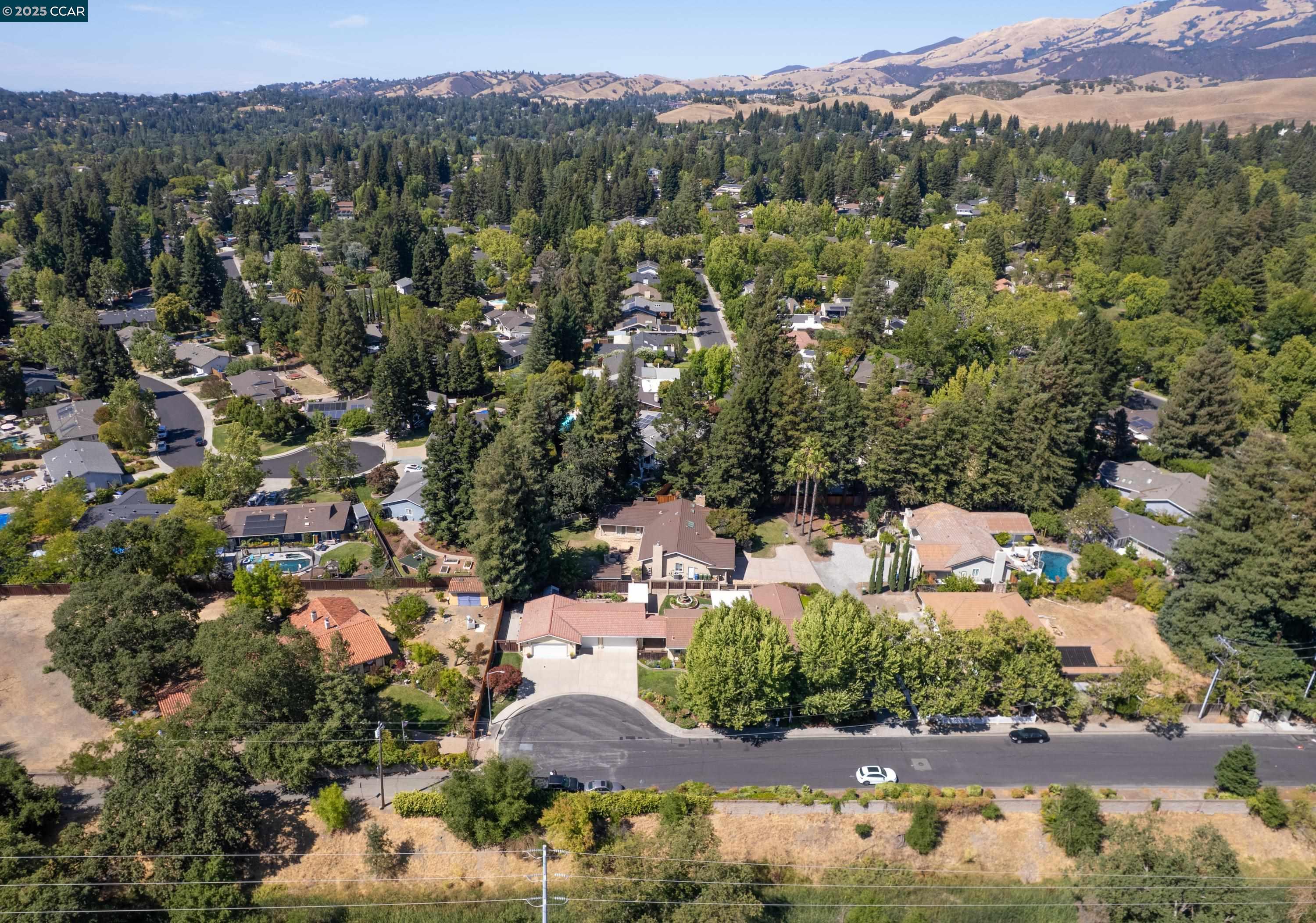 558 Freitas Road