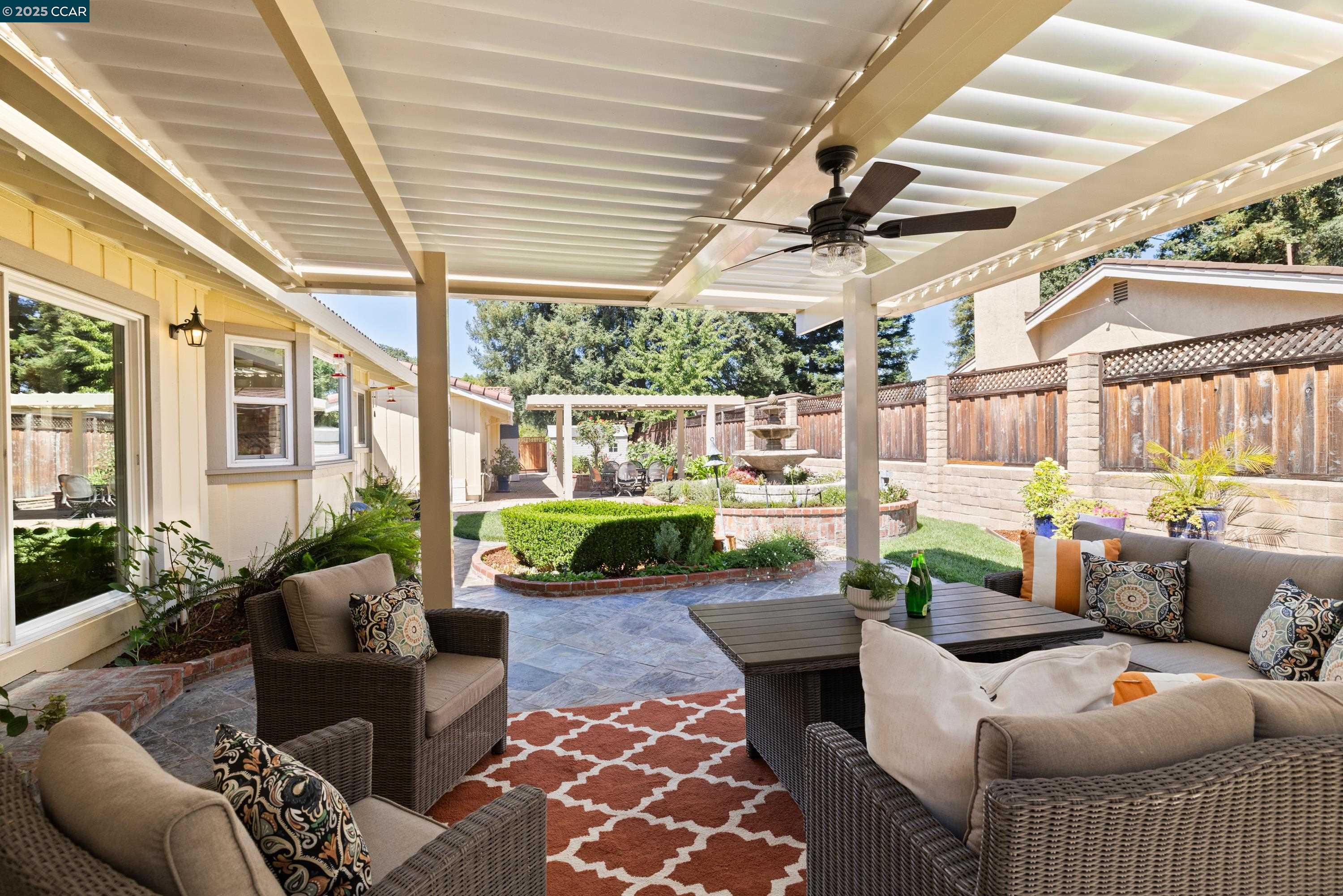 558 Freitas Road