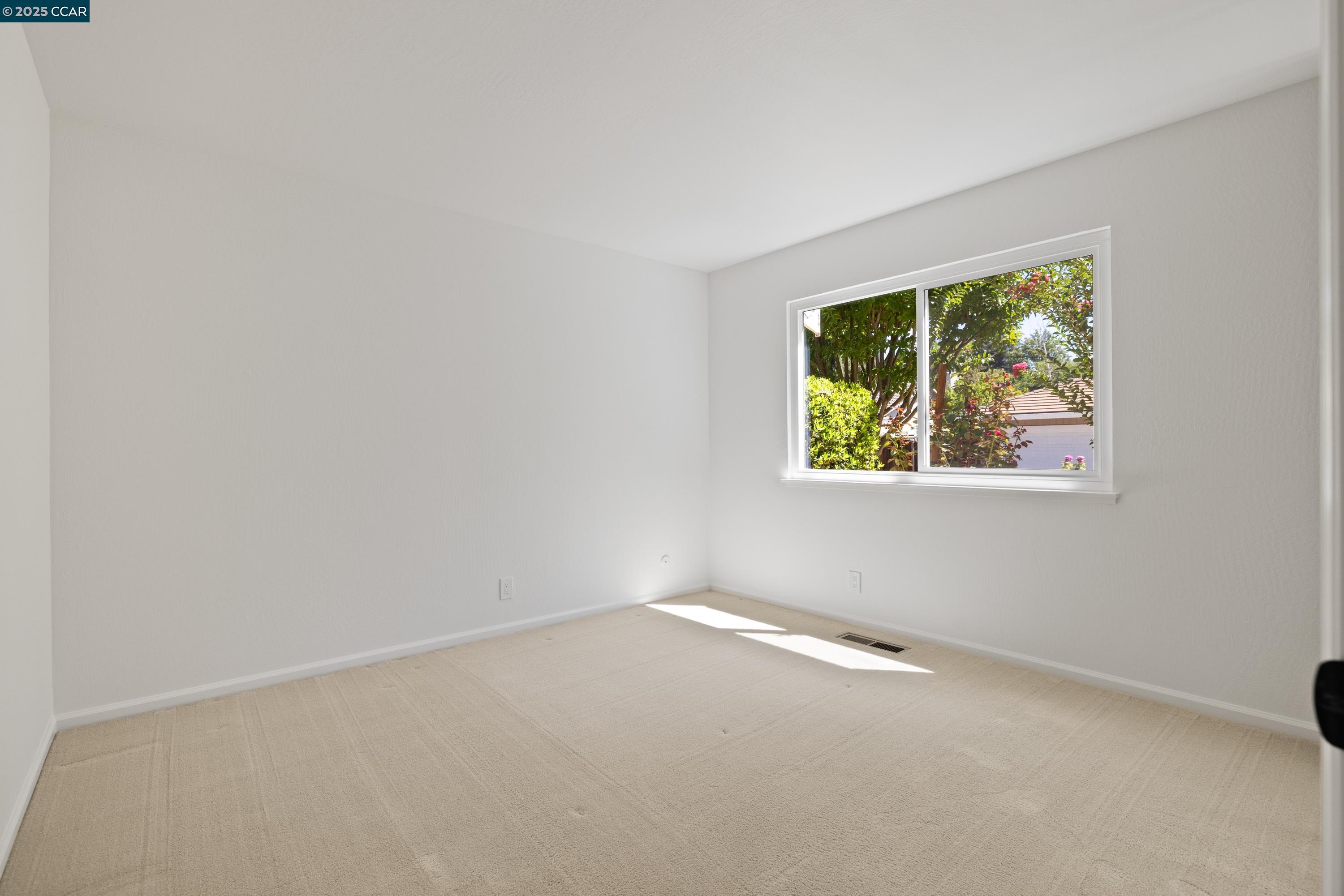558 Freitas Road