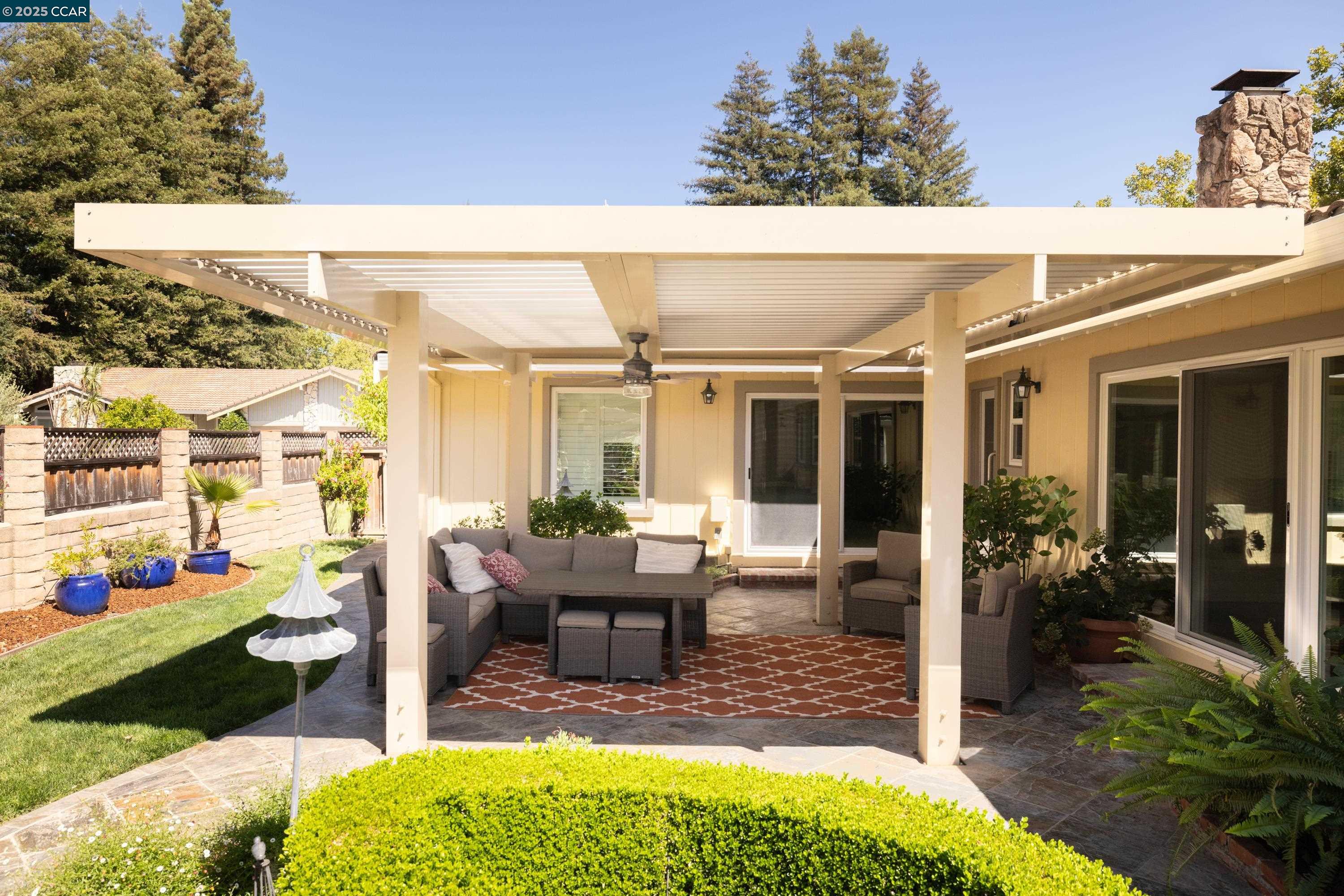 558 Freitas Road