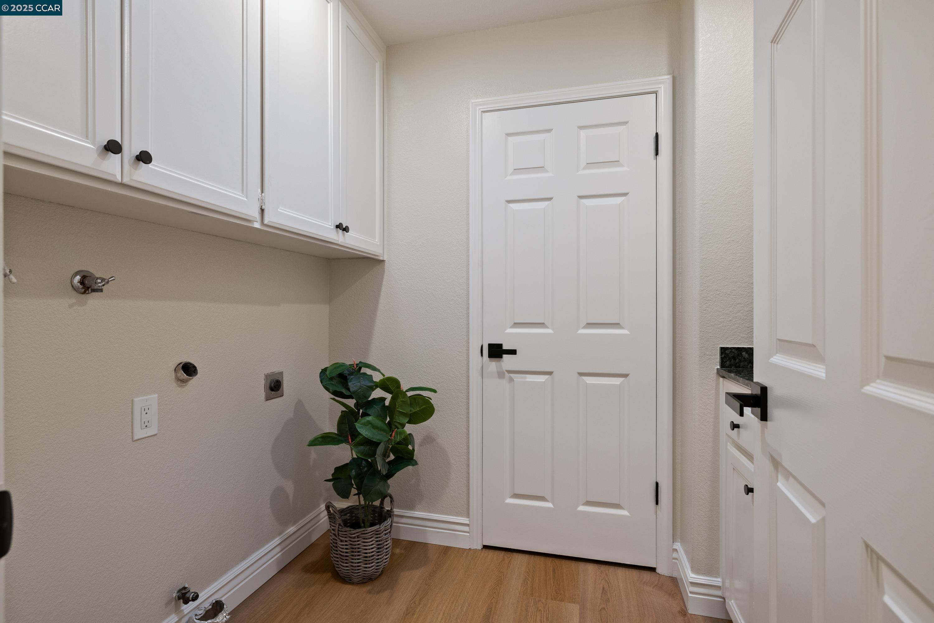 2740 Mossy Oak Drive