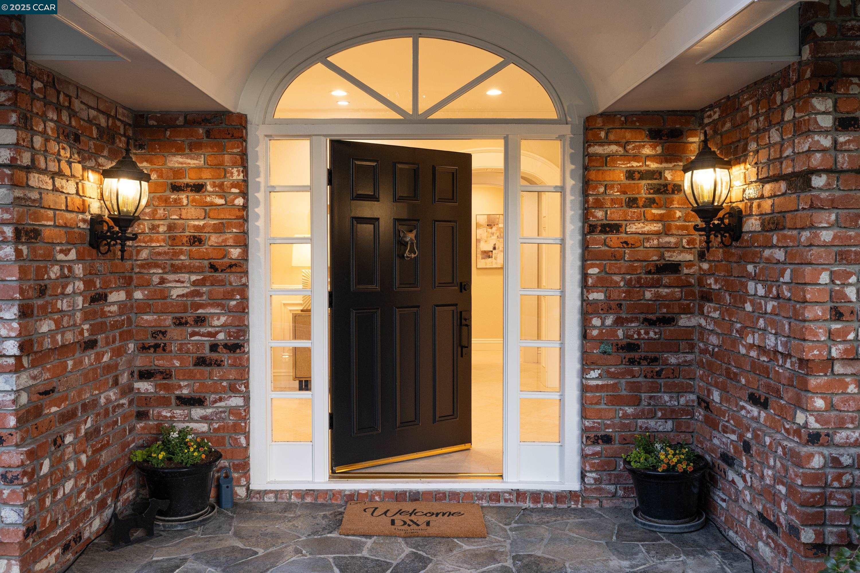 2740 Mossy Oak Drive