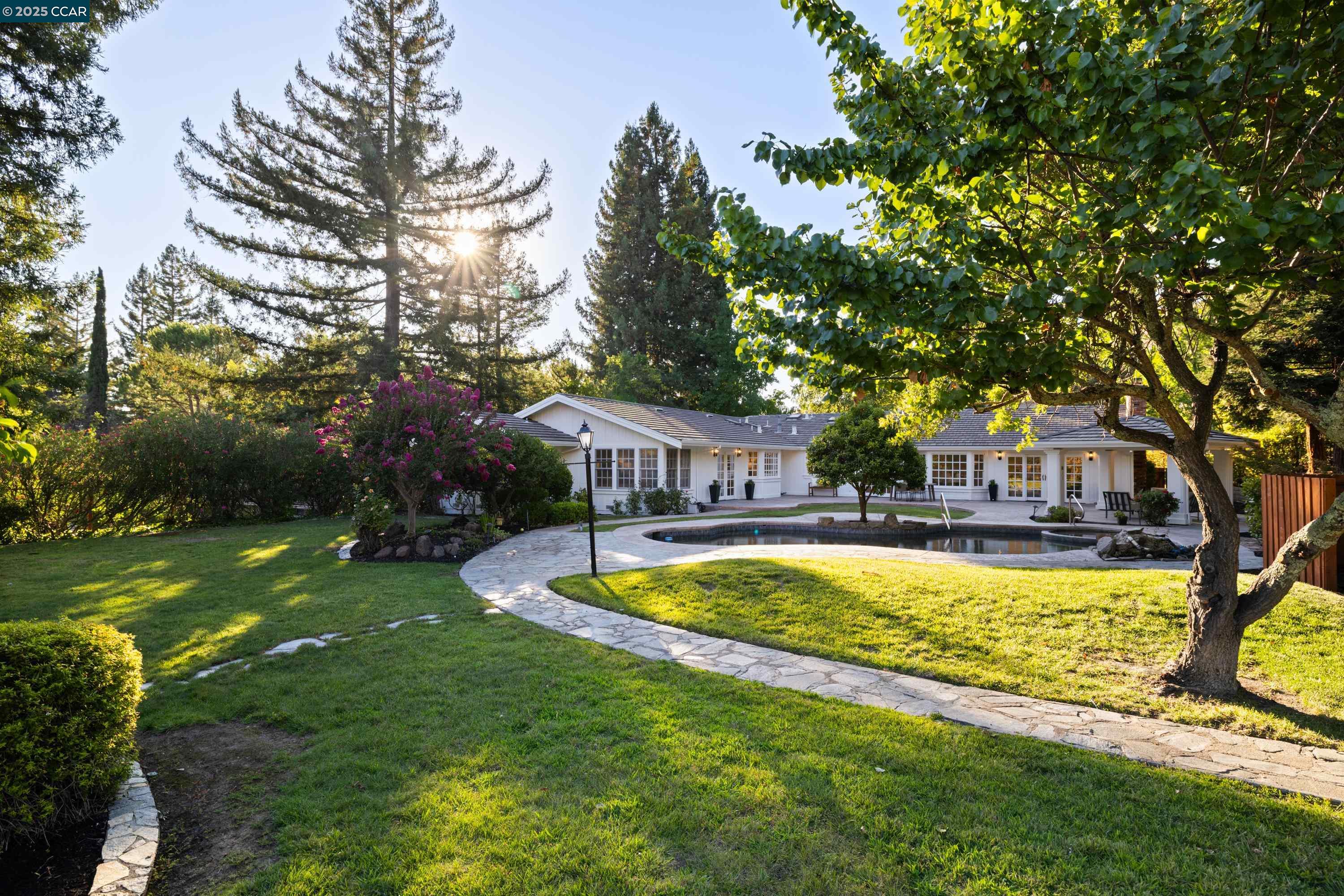 2740 Mossy Oak Drive