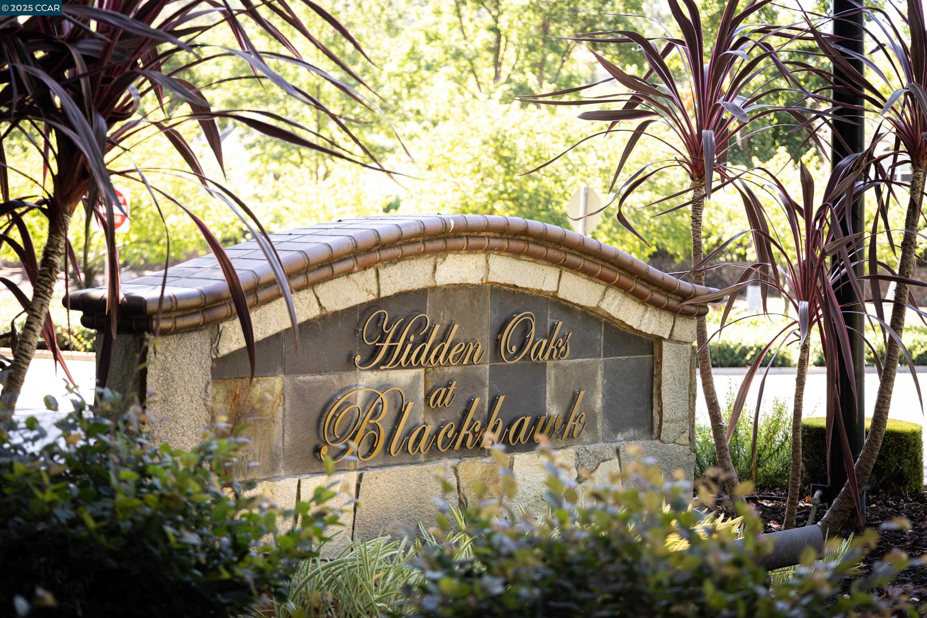 2740 Mossy Oak Drive