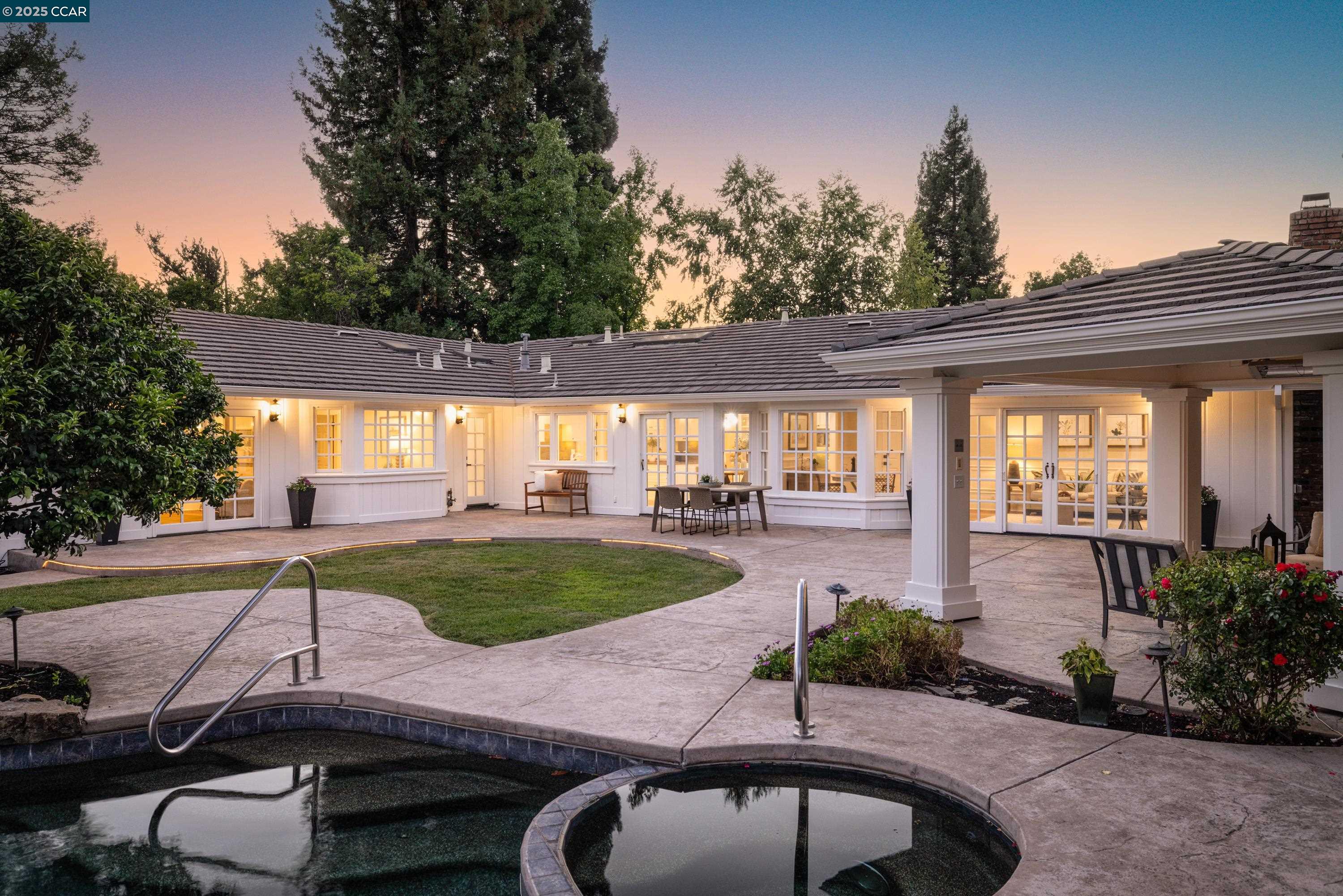 2740 Mossy Oak Drive