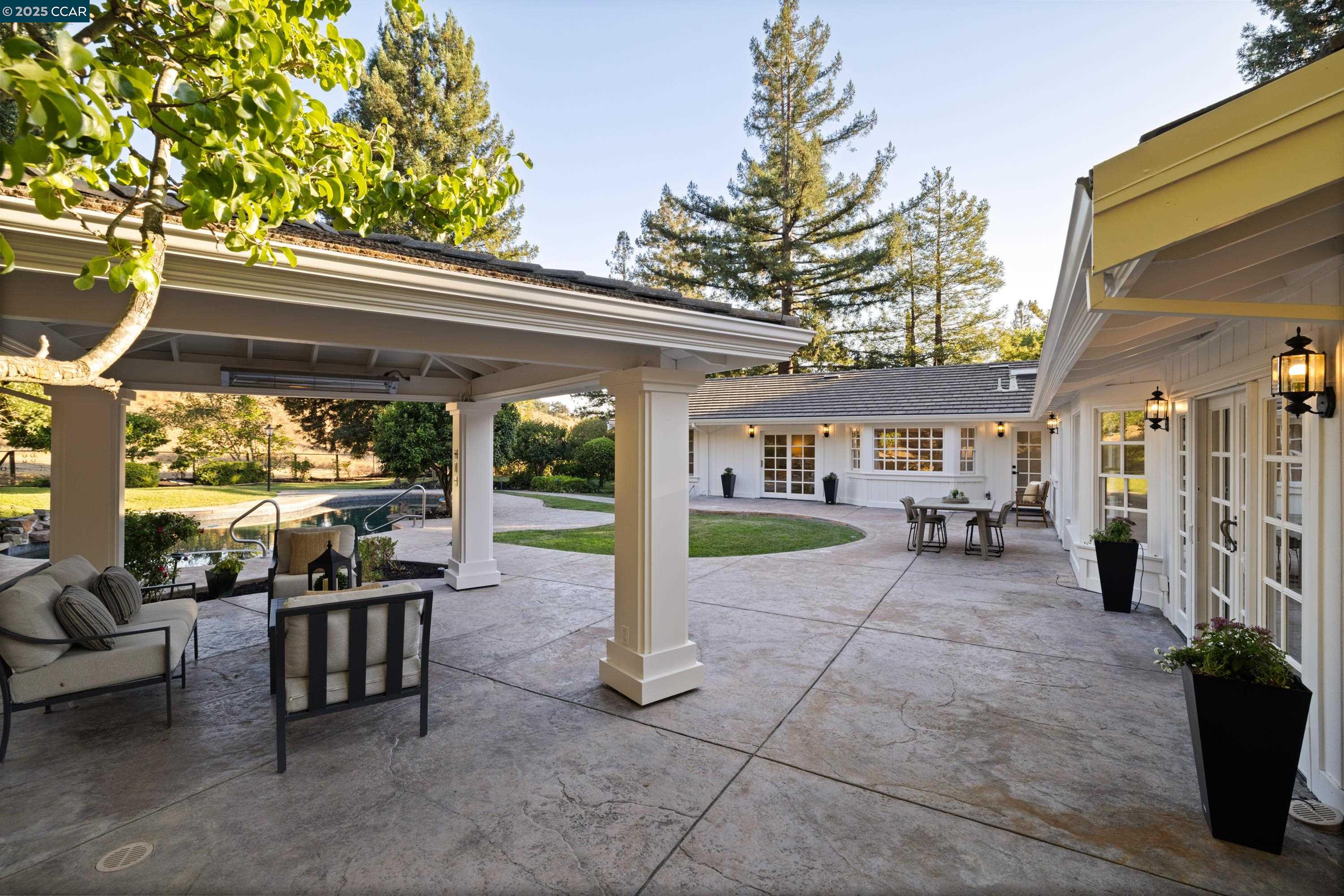 2740 Mossy Oak Drive