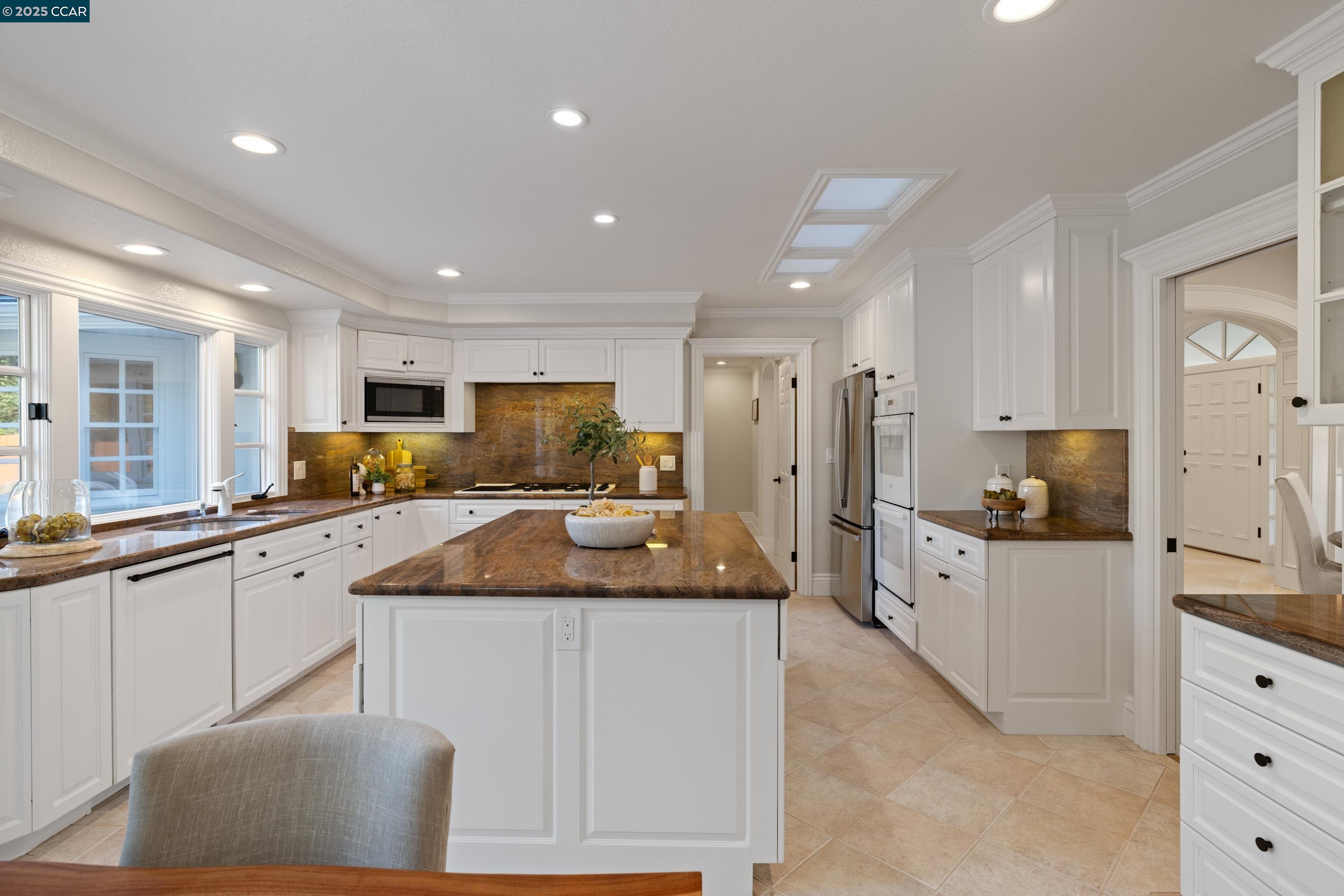 2740 Mossy Oak Drive