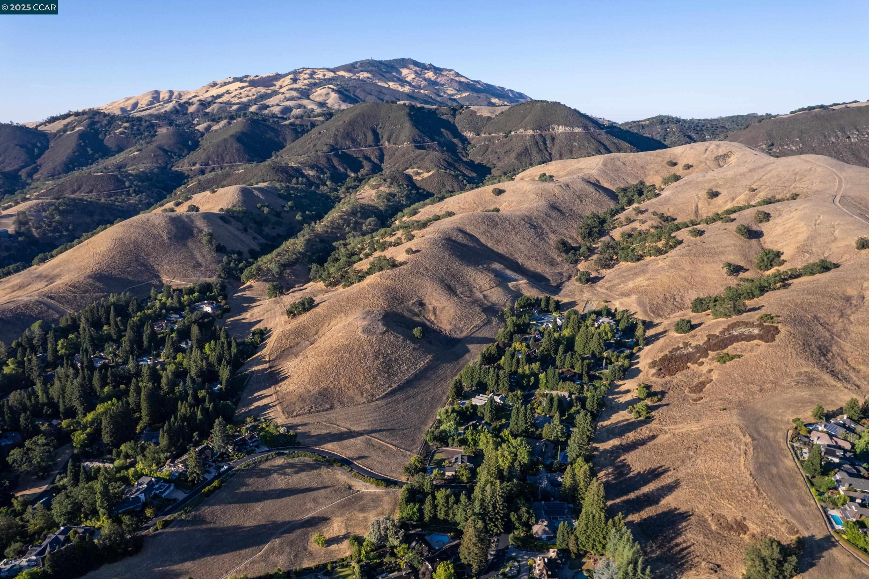 2740 Mossy Oak Drive