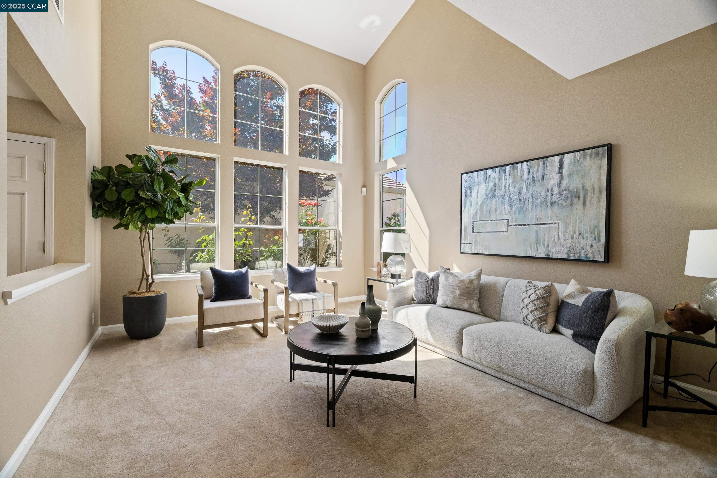 315 Glasgow Circle