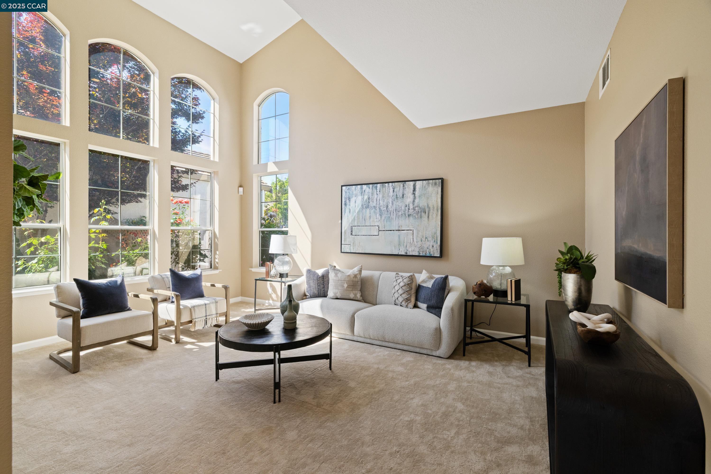 315 Glasgow Circle