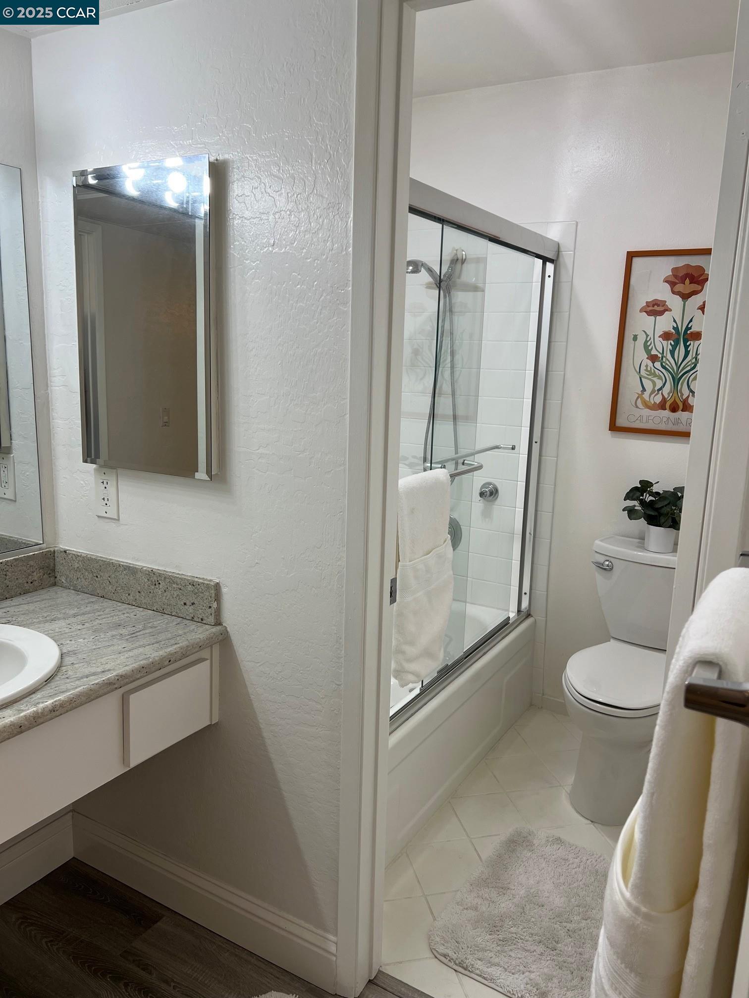 310 N Civic Dr # 202