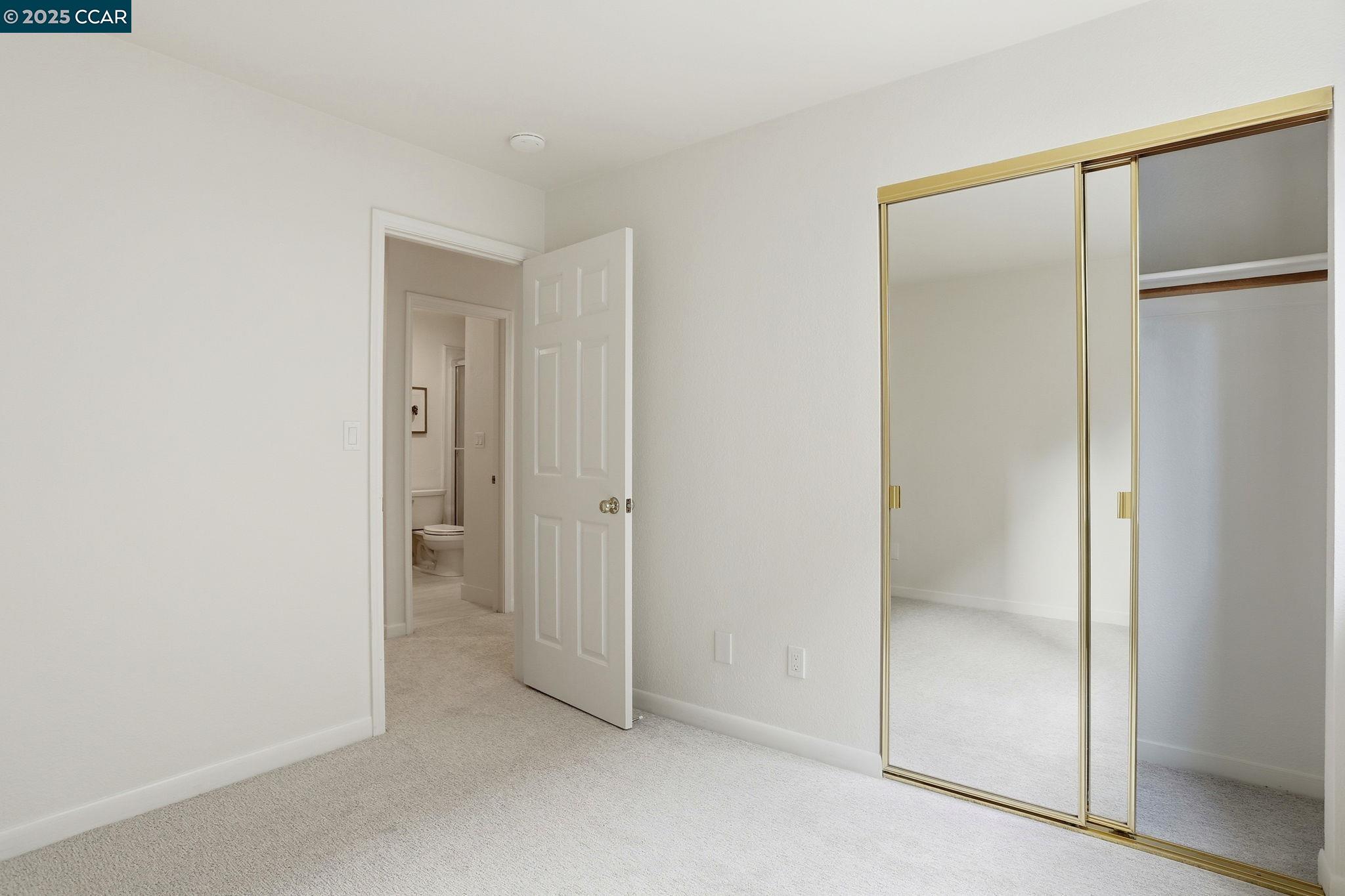 15 Chardonnay Ct