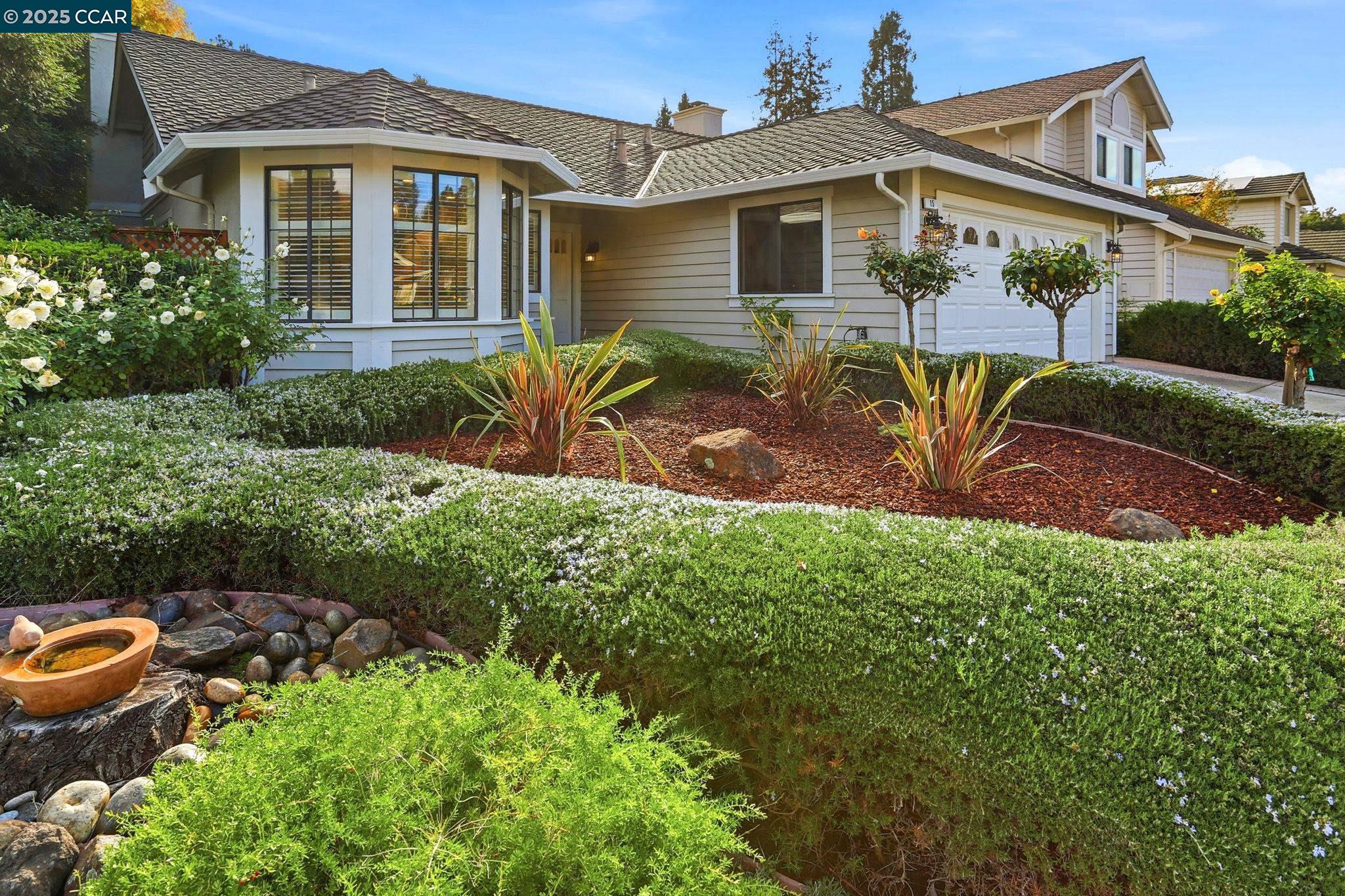 15 Chardonnay Ct