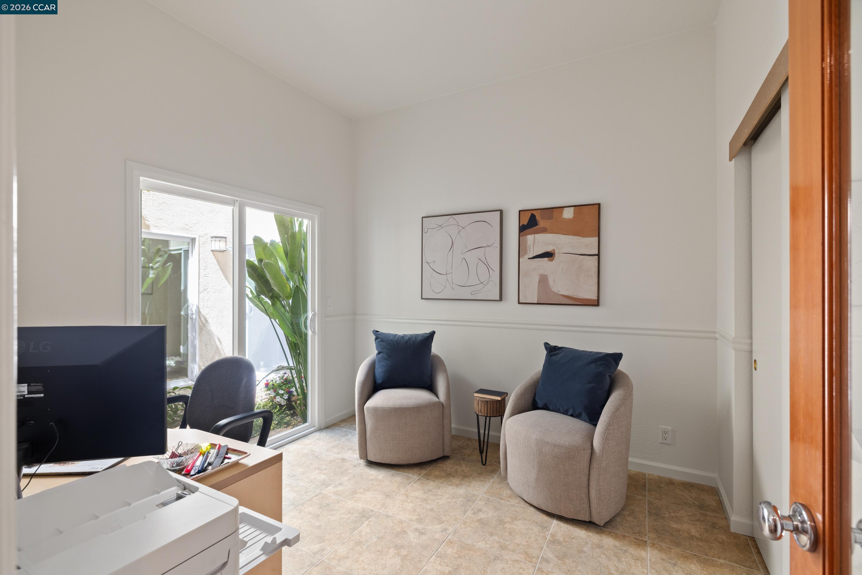 87 Lone Pine Court