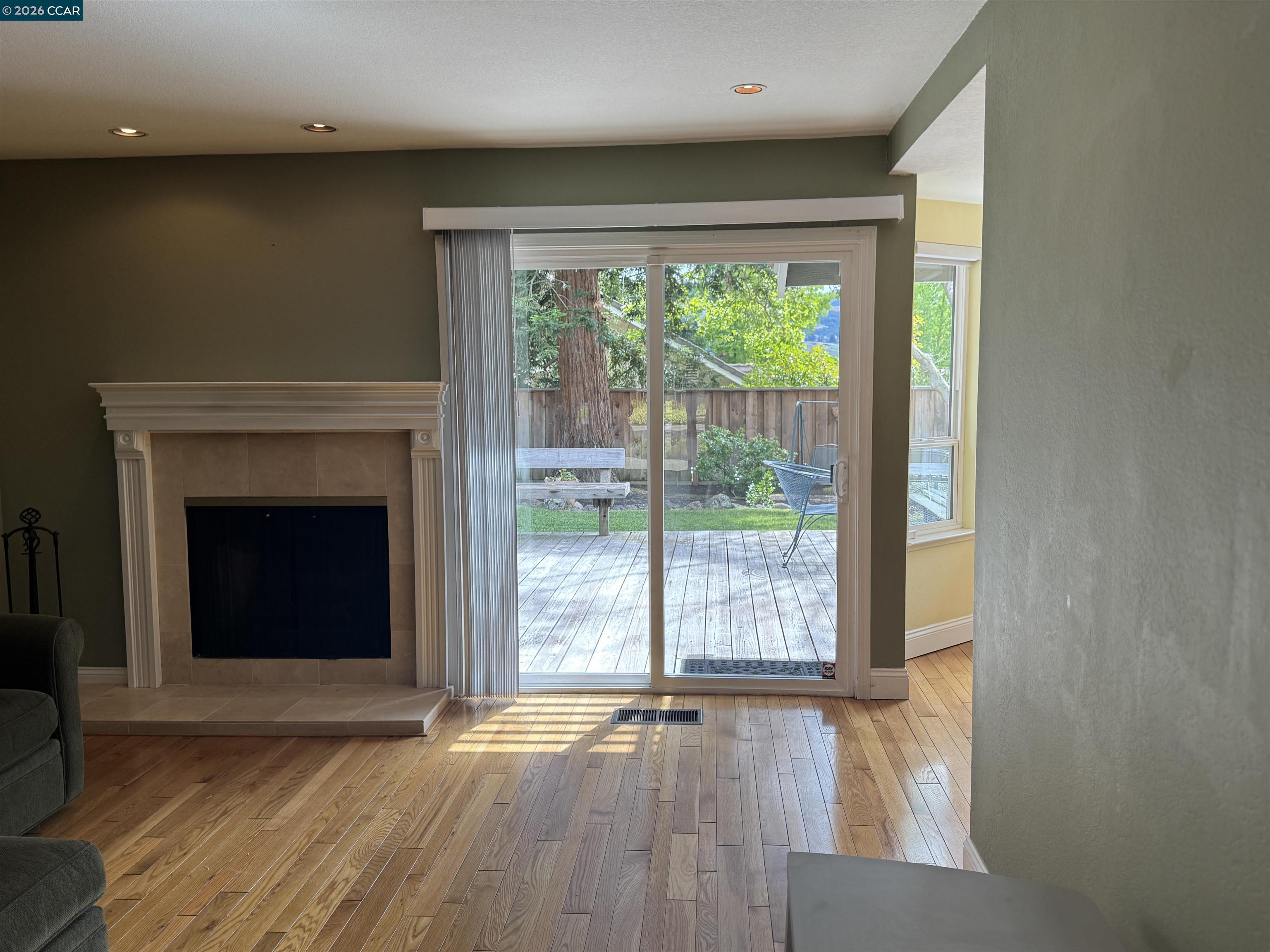 133 Woodview Circle