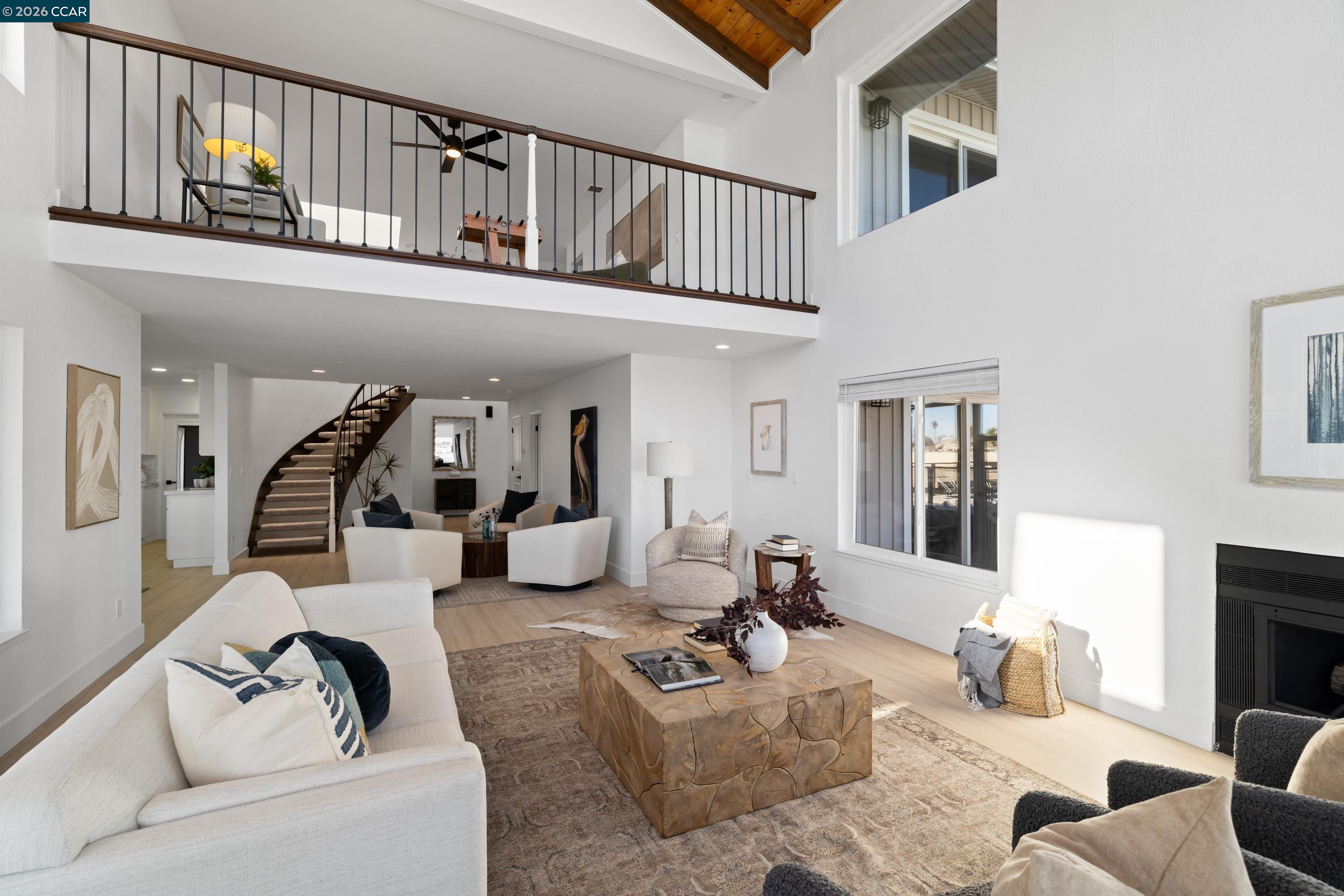 4741 Discovery Pt