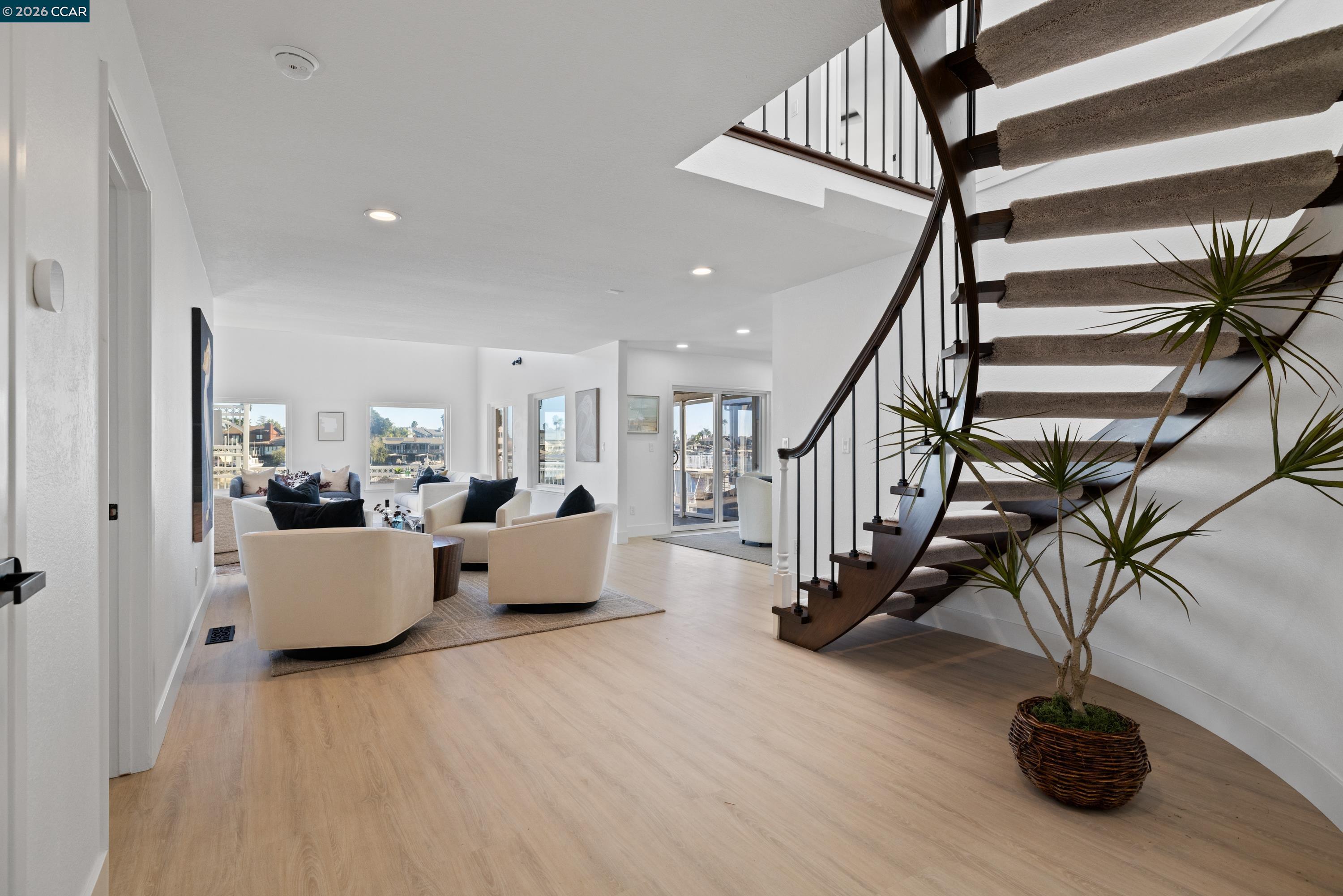 4741 Discovery Pt