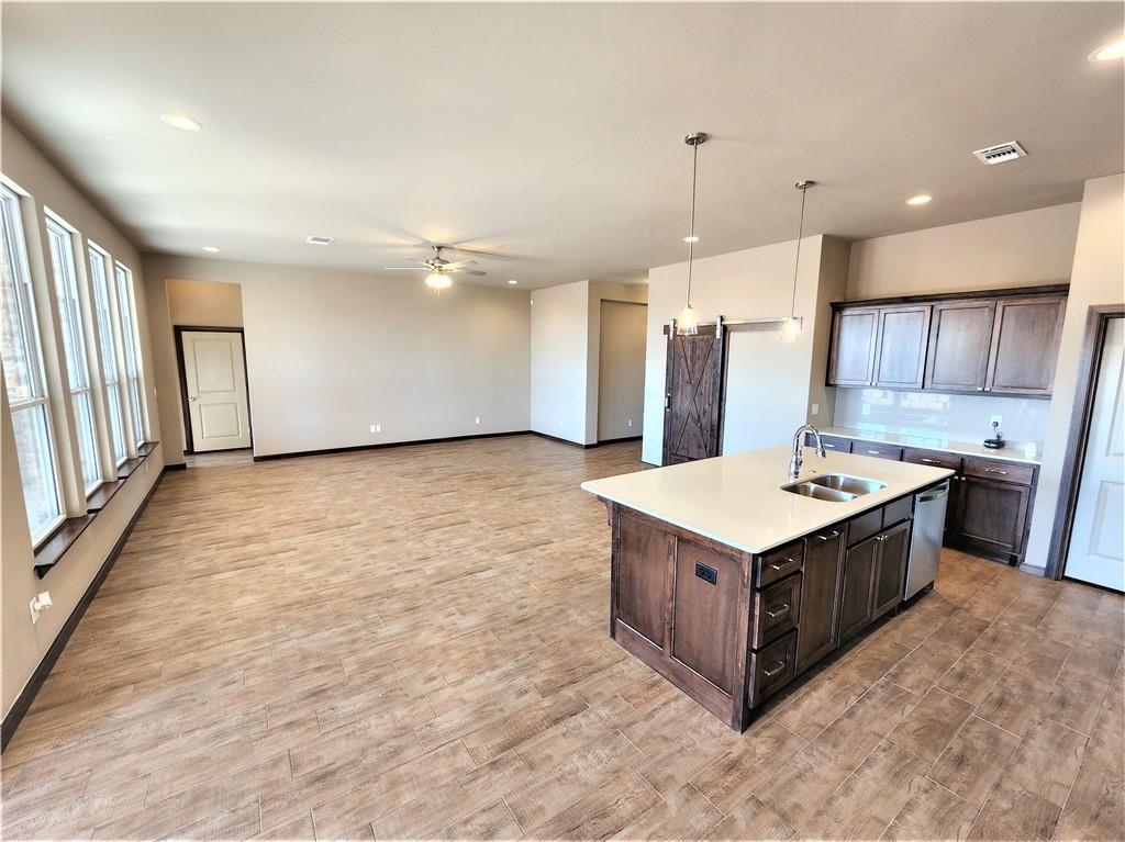 2033 E Rock Creek Road