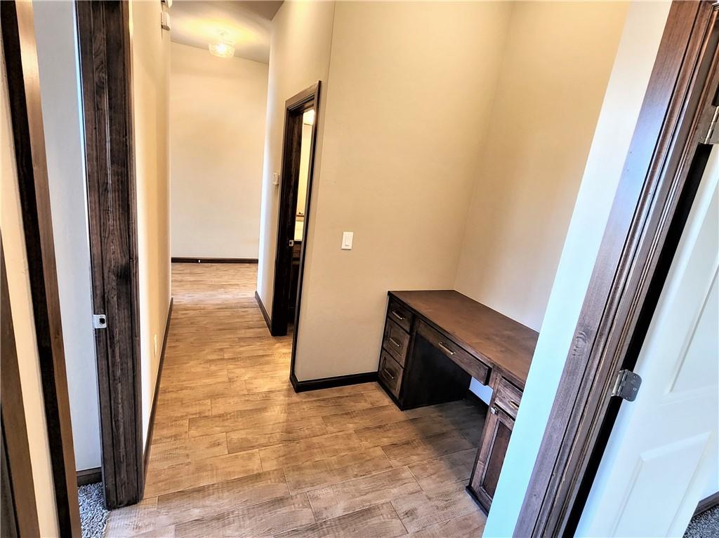 2033 E Rock Creek Road