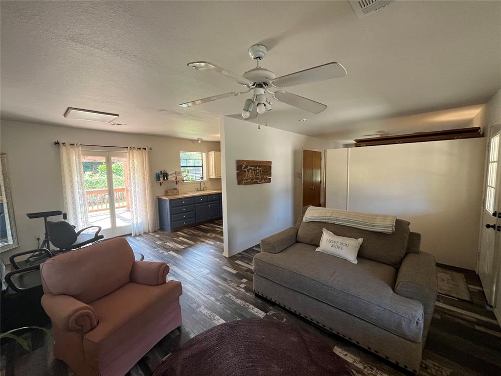 10301 Schwartz Drive