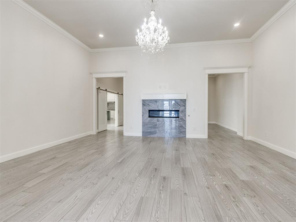 10917 Oaksplinter Lane