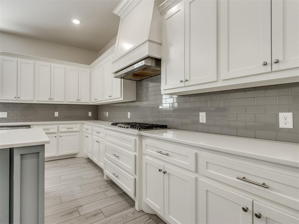 10917 Oaksplinter Lane