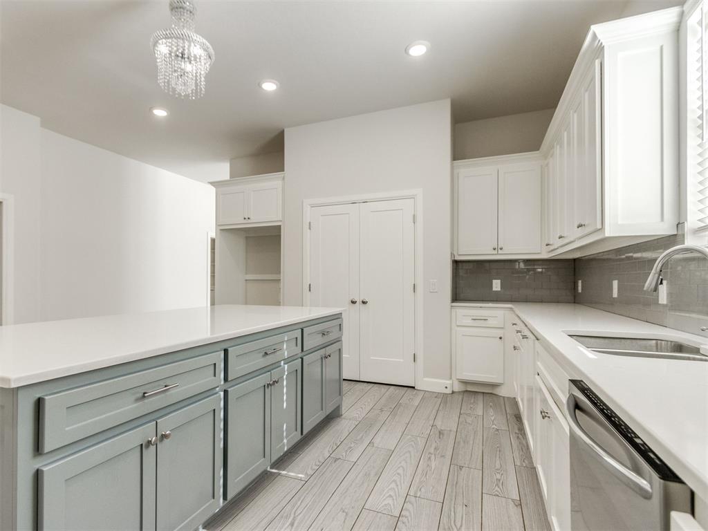 10917 Oaksplinter Lane