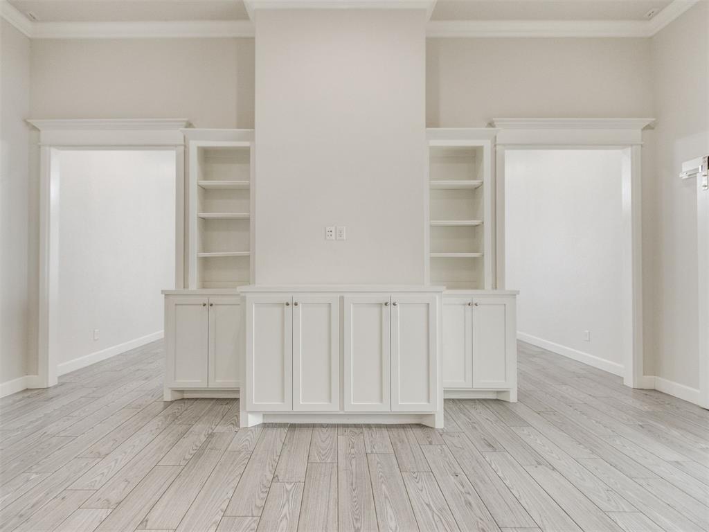 10917 Oaksplinter Lane