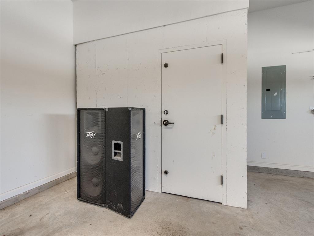 10917 Oaksplinter Lane