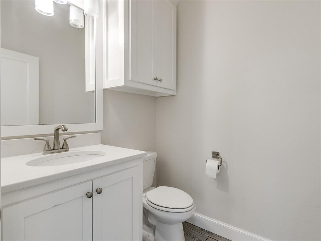 10917 Oaksplinter Lane