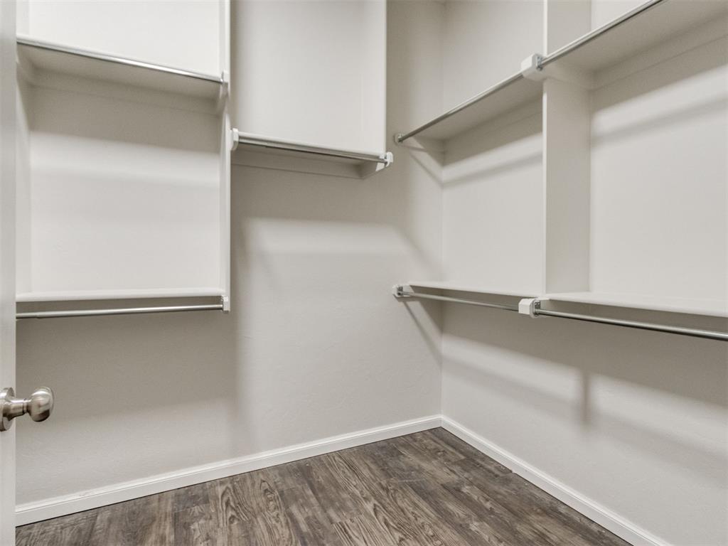 10917 Oaksplinter Lane