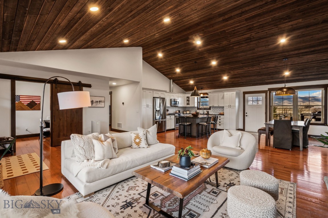 27 Obsidian Lane